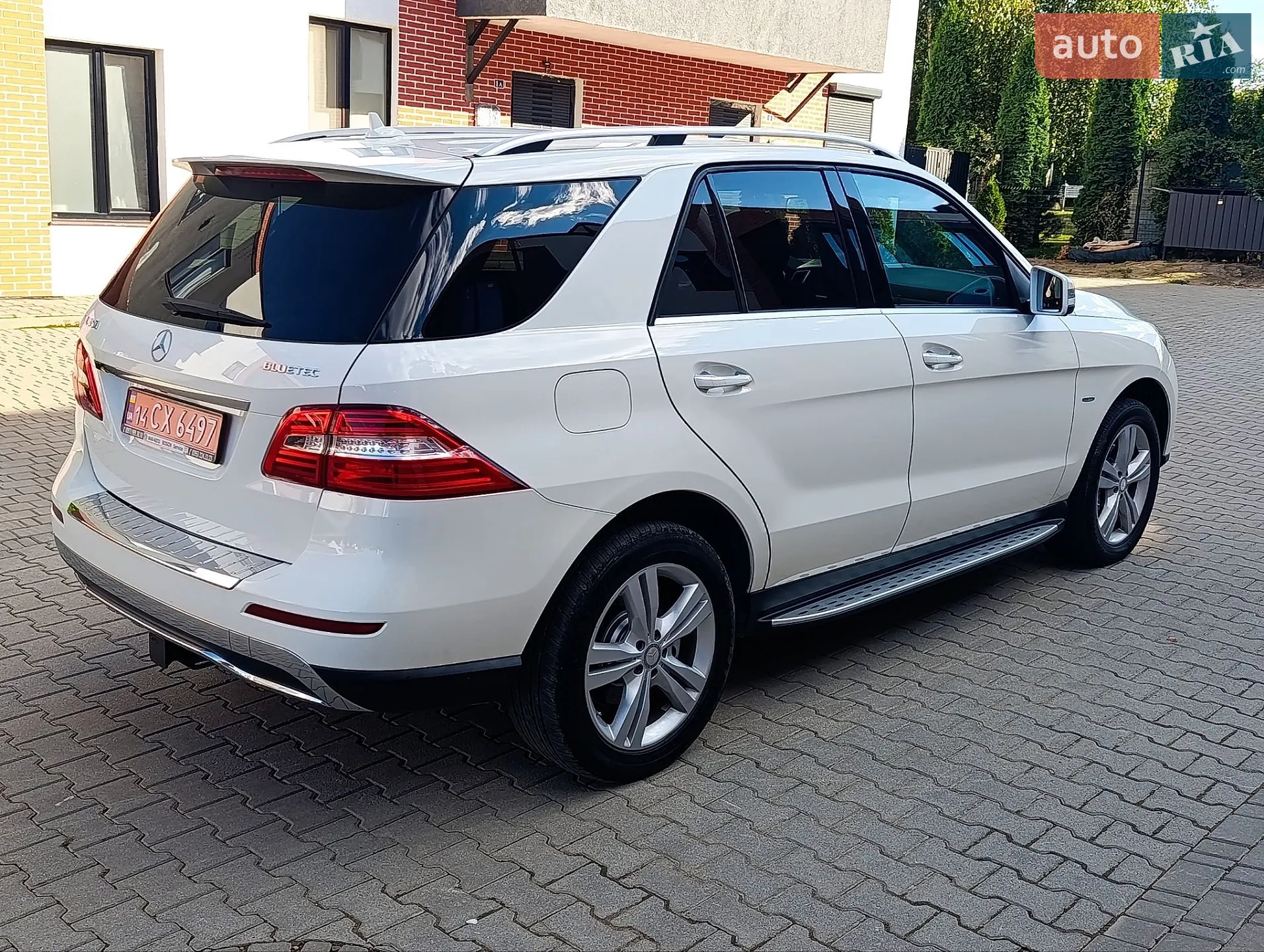 Mercedes-Benz M-Class, 2012