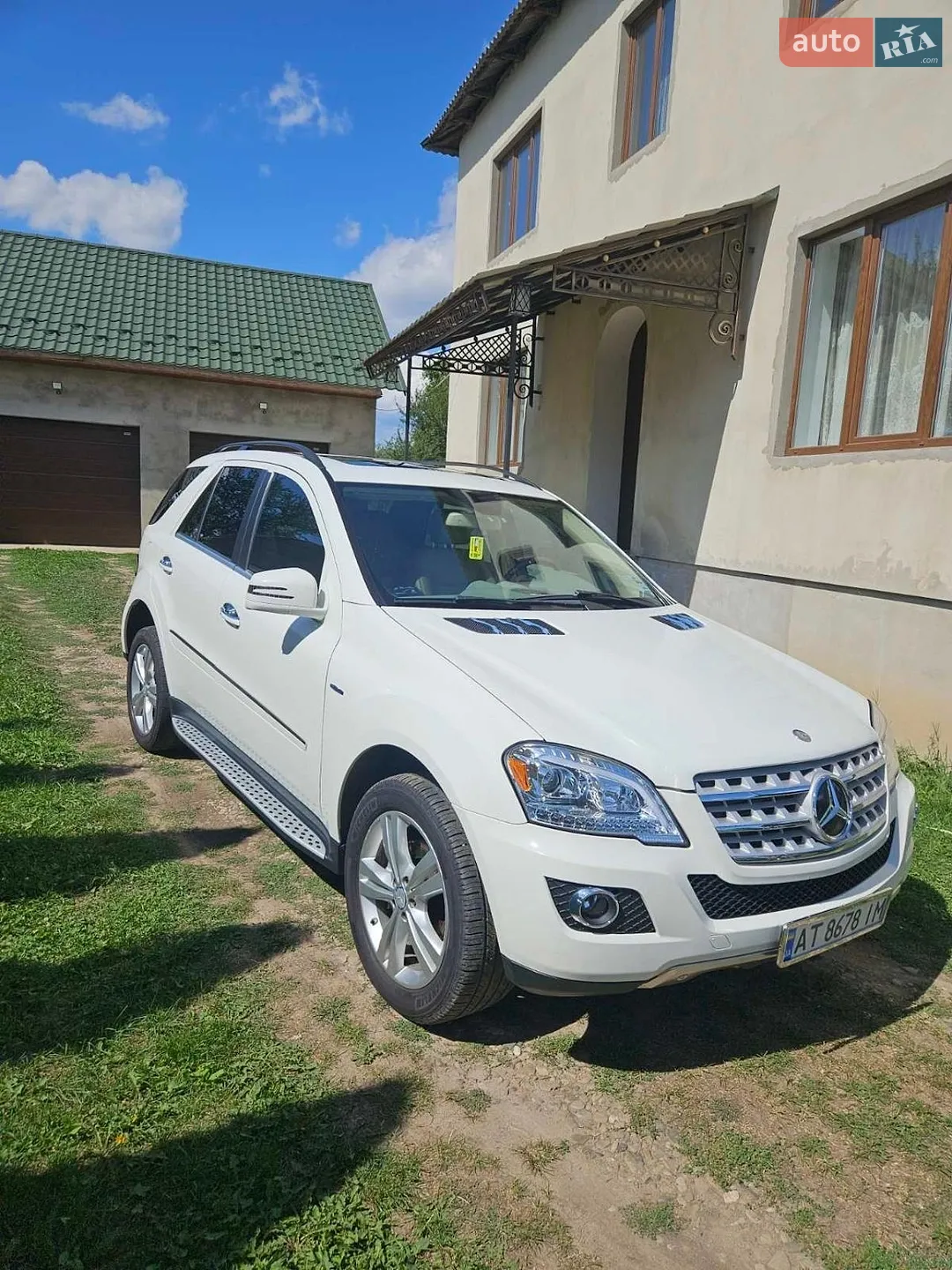 Mercedes-Benz M-Class, 2011