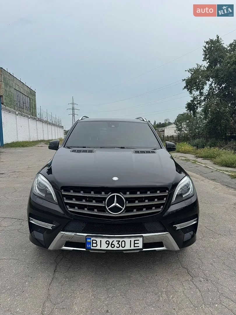 Mercedes-Benz M-Class, 2012