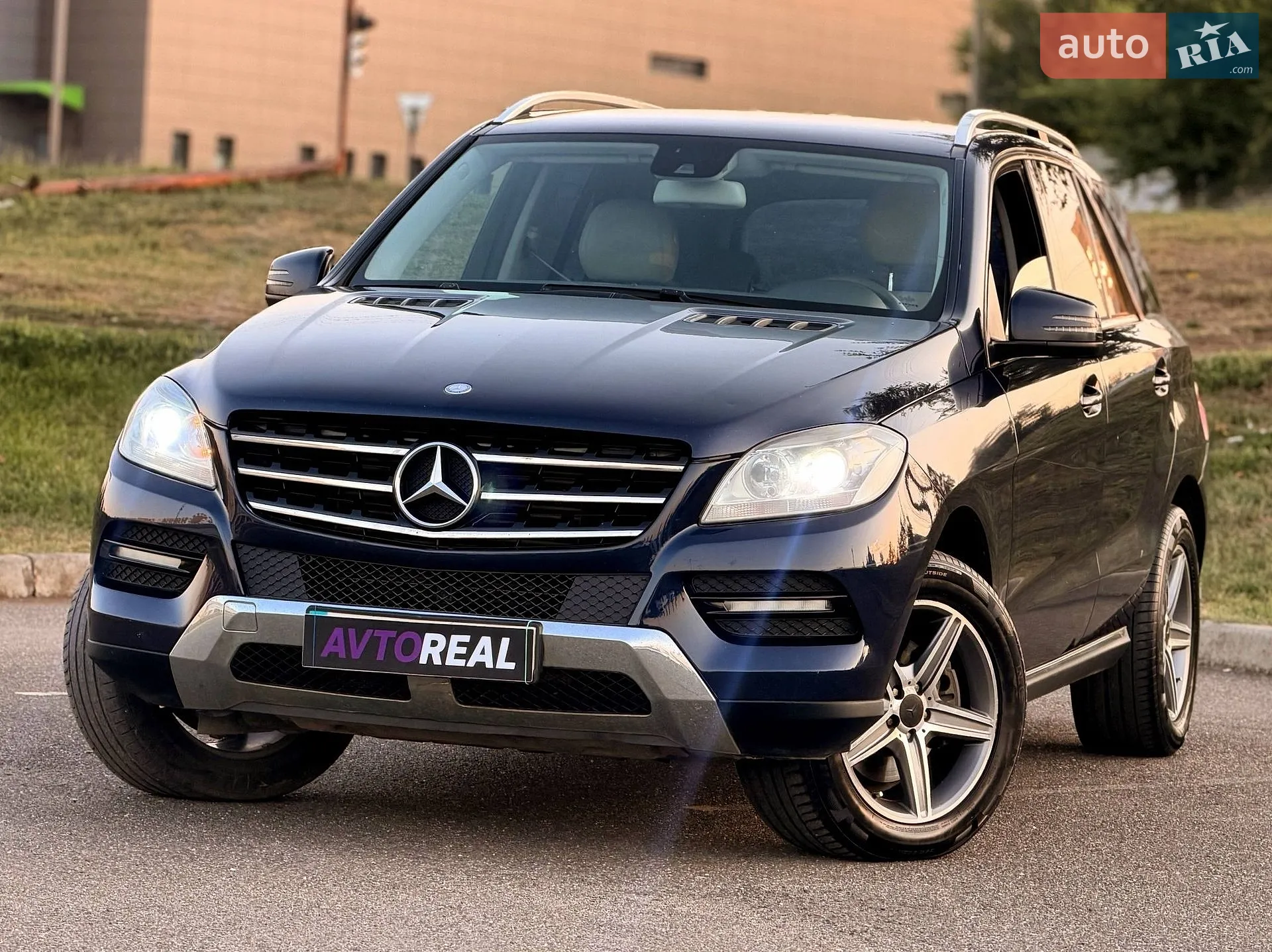 Mercedes-Benz M-Class, 2012
