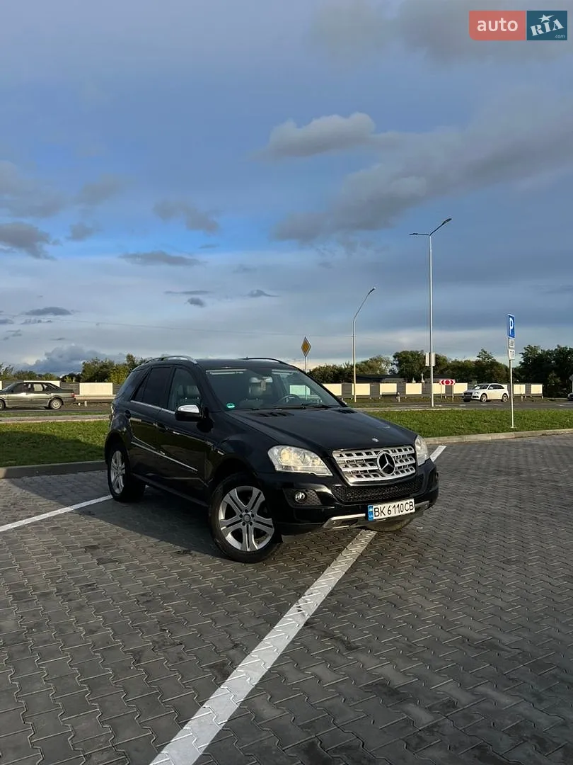 Mercedes-Benz M-Class, 2009