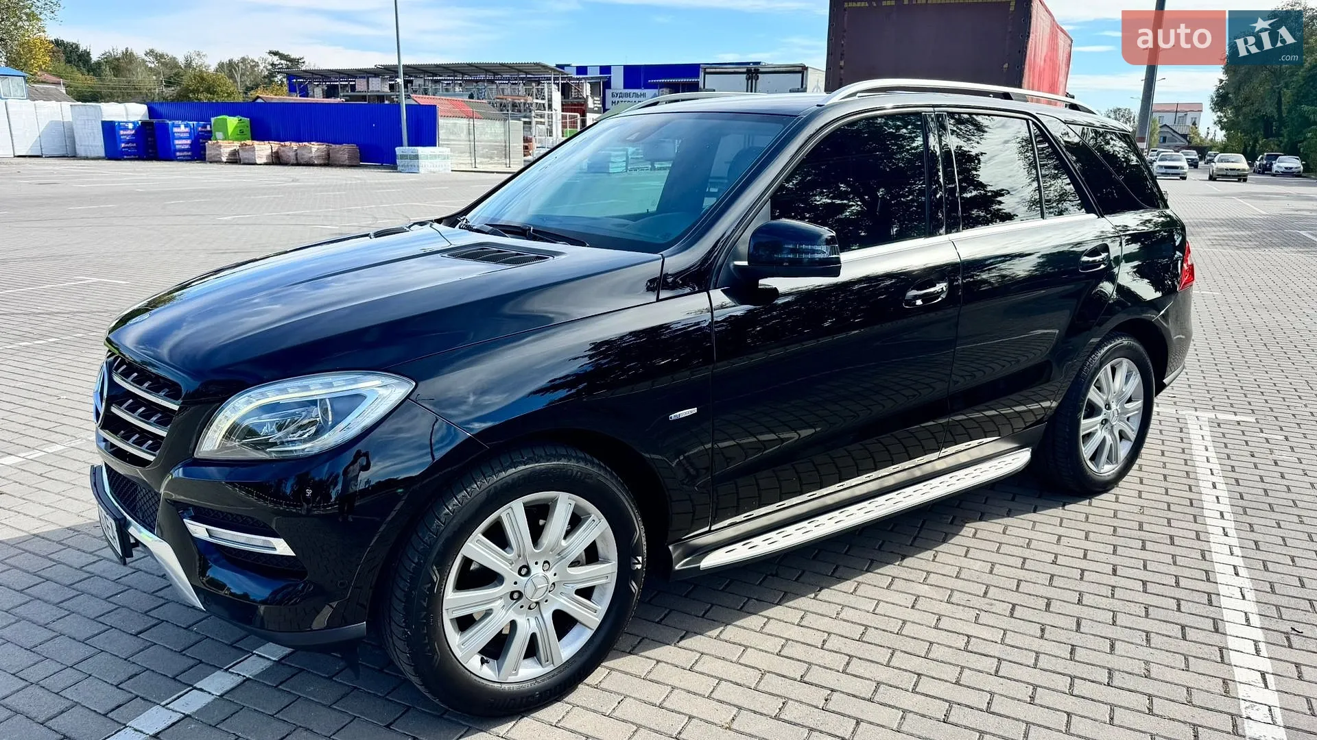 Mercedes-Benz M-Class, 2012