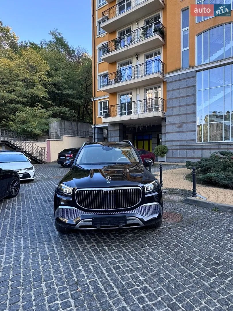 Mercedes-Benz Maybach, 2022