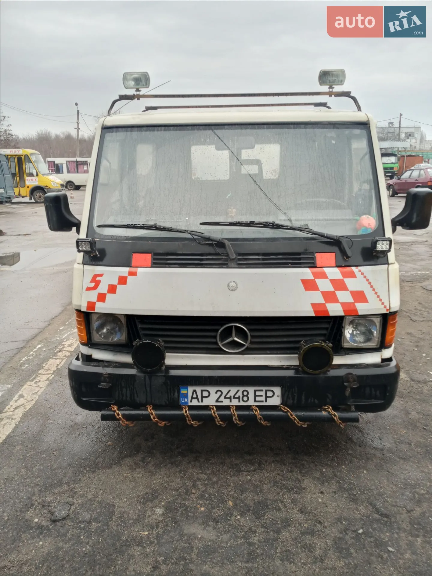 Mercedes-Benz MB-Class, 1988