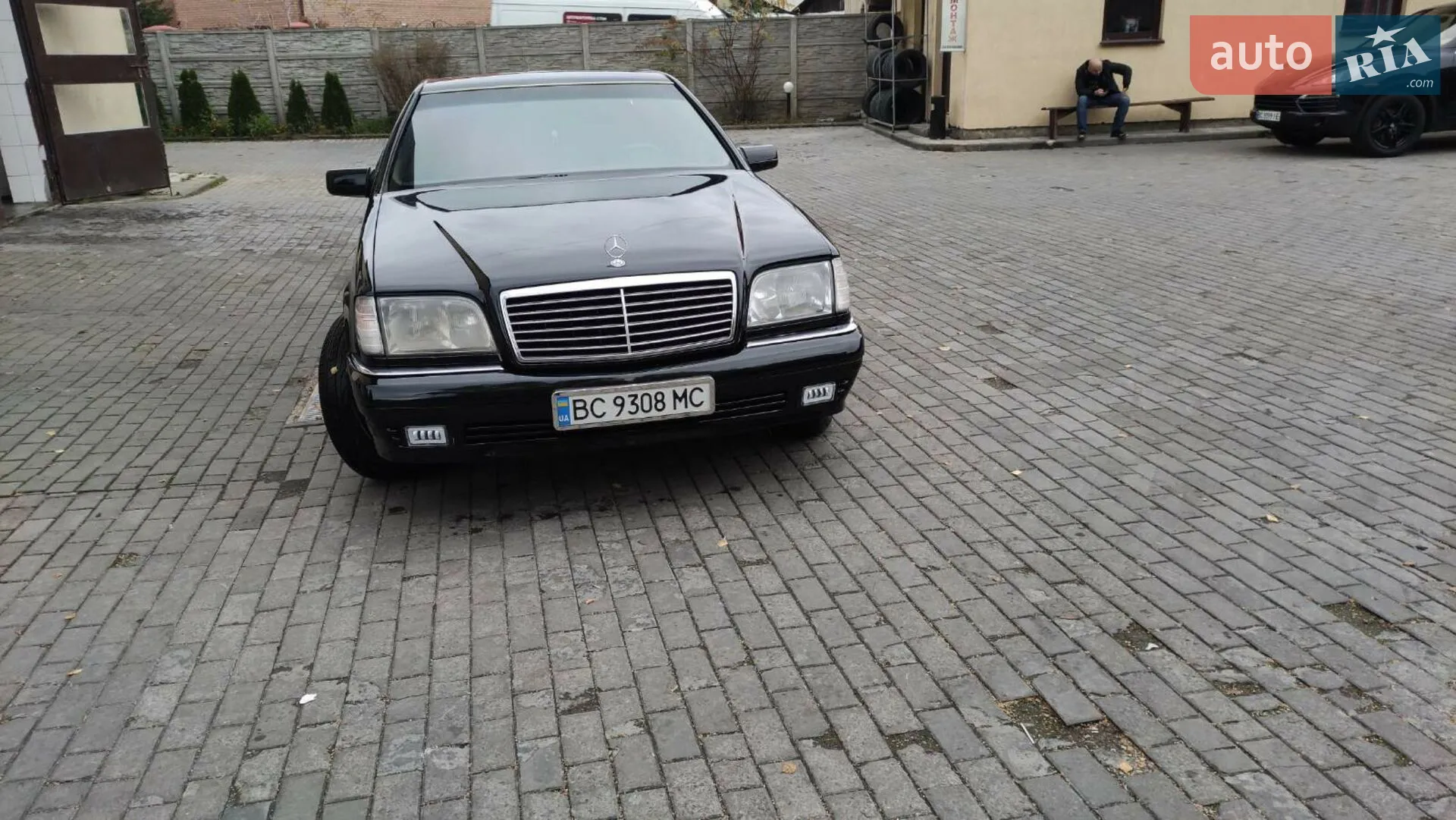 Mercedes-Benz S-Class, 1995