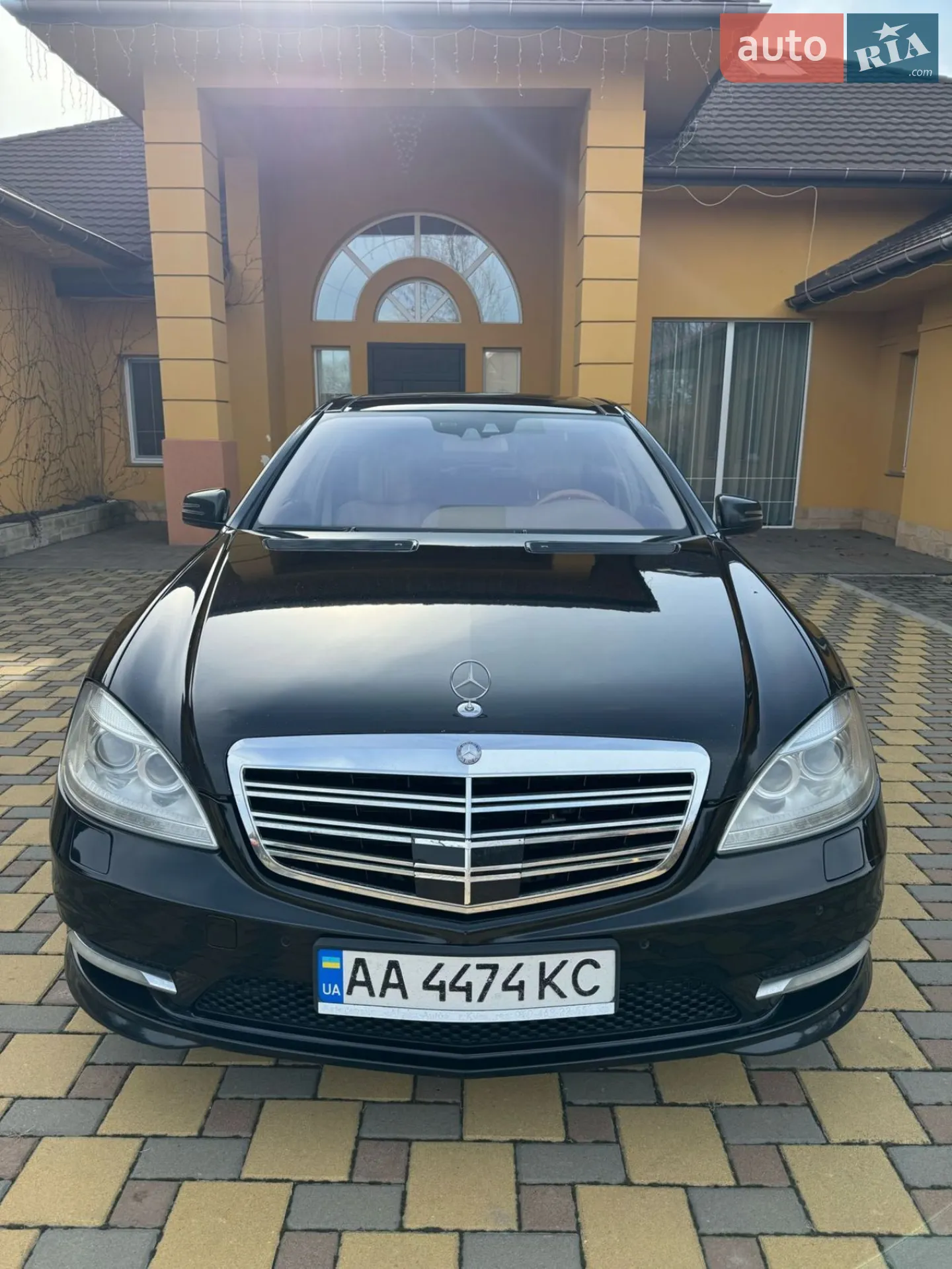 Mercedes-Benz S-Class, 2011