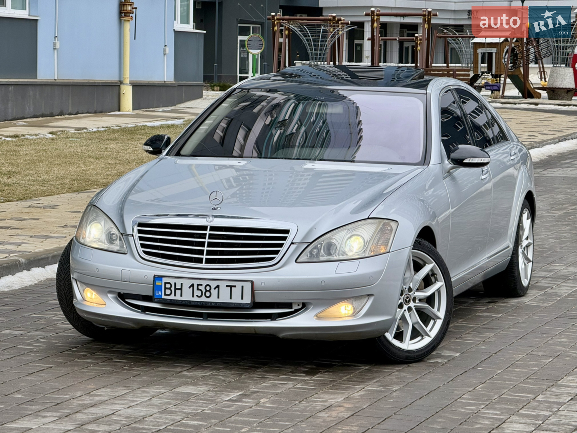 Mercedes-Benz S-Class, 2006