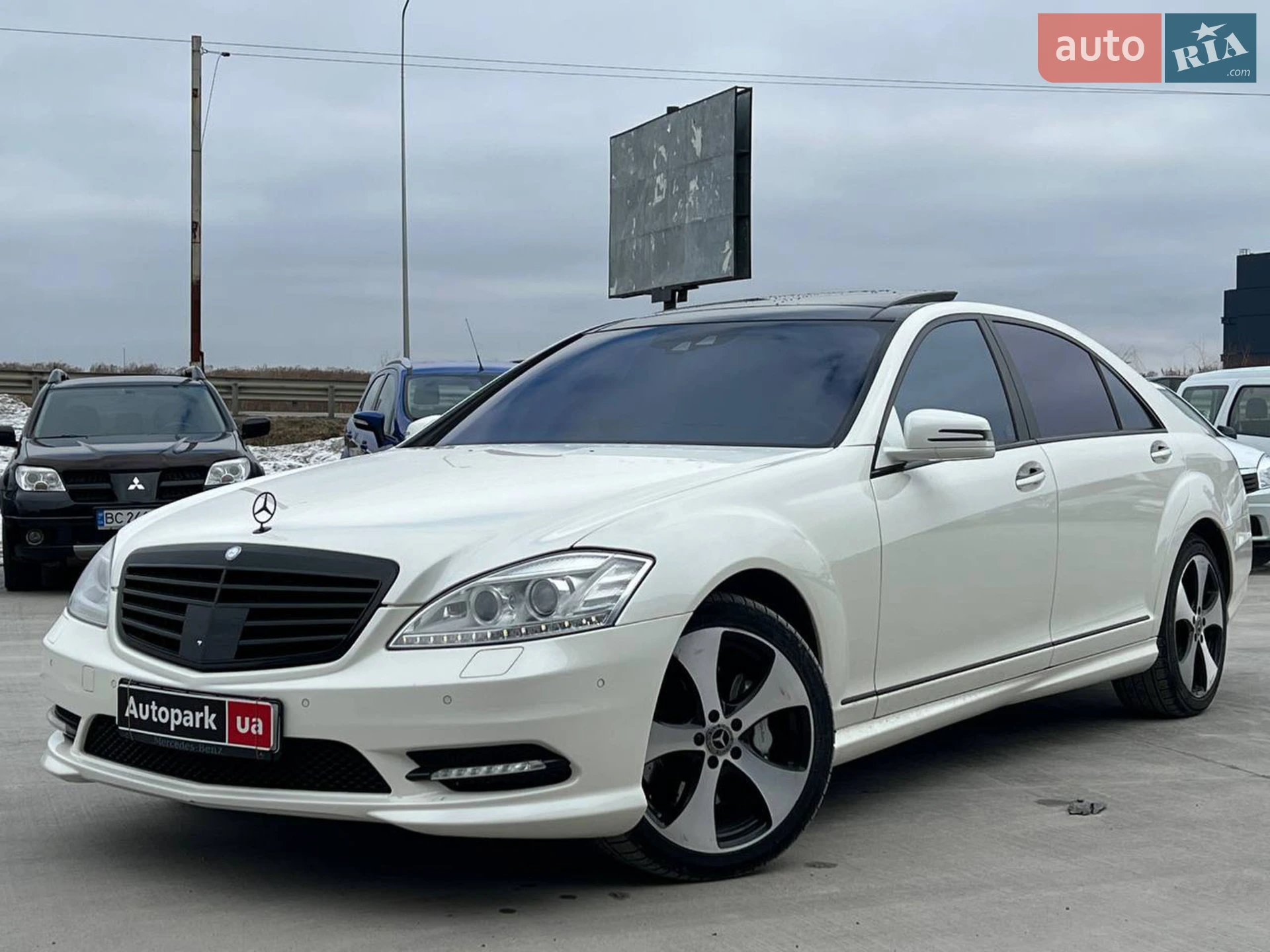 Mercedes-Benz S-Class, 2010