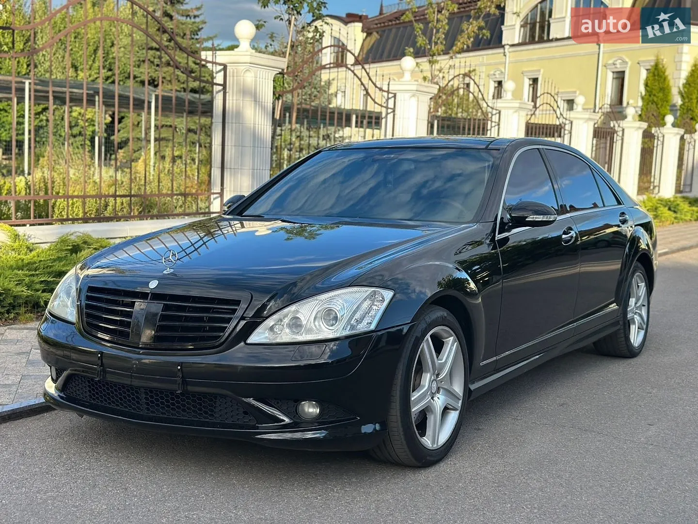 Mercedes-Benz S-Class, 2007