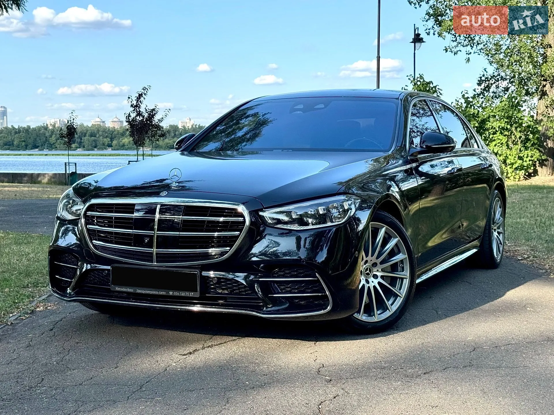Mercedes-Benz S-Class, 2023