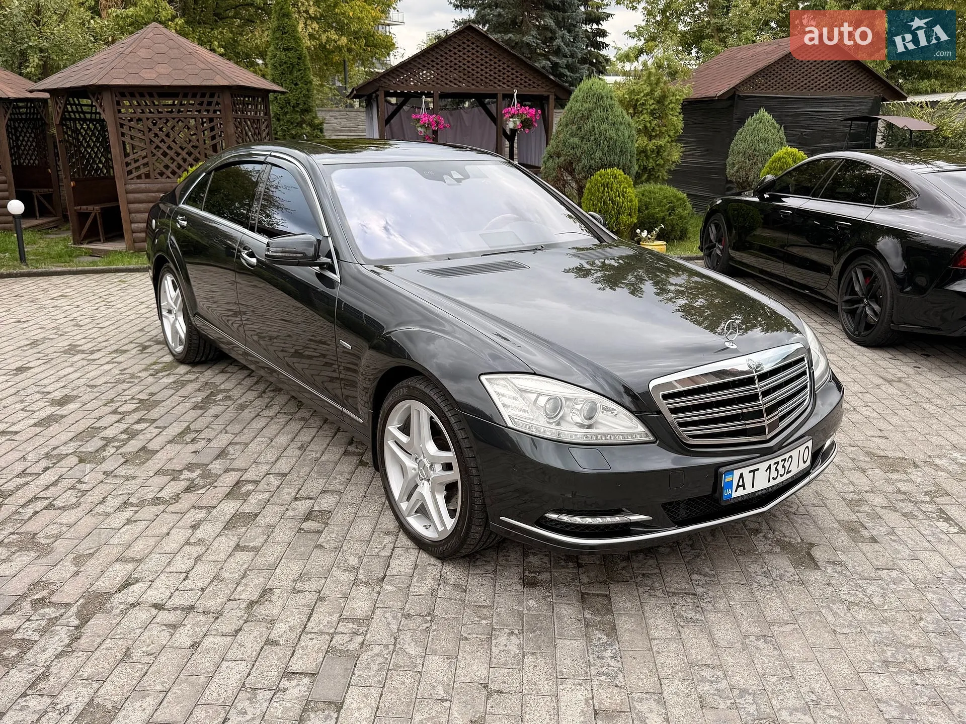 Mercedes-Benz S-Class, 2011
