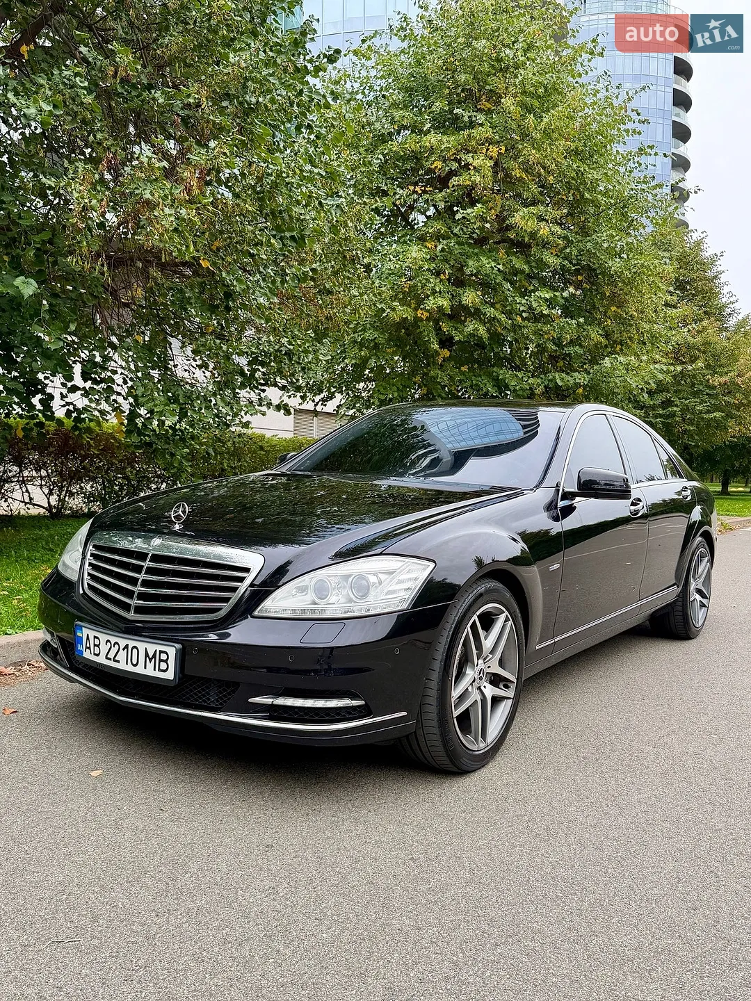 Mercedes-Benz S-Class, 2010
