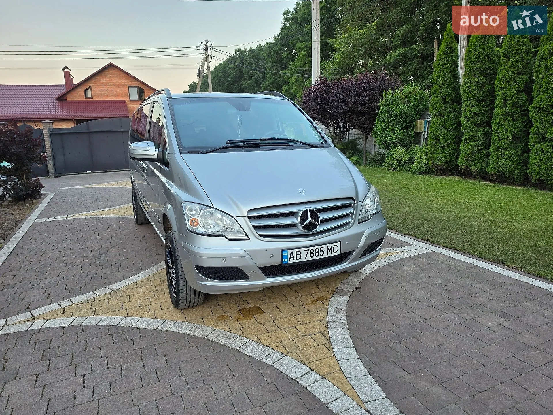 Mercedes-Benz Viano, 2011