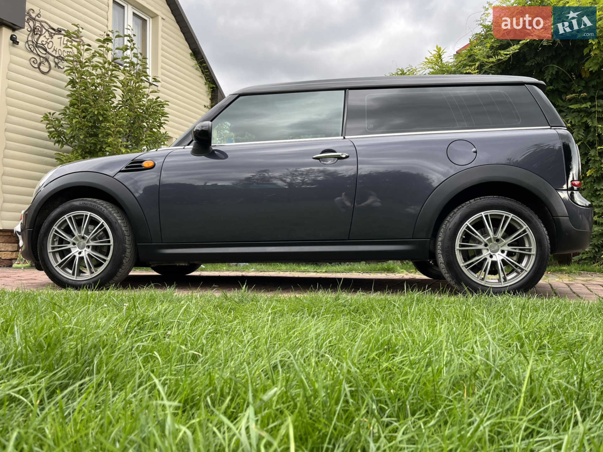 MINI Clubman, 2012