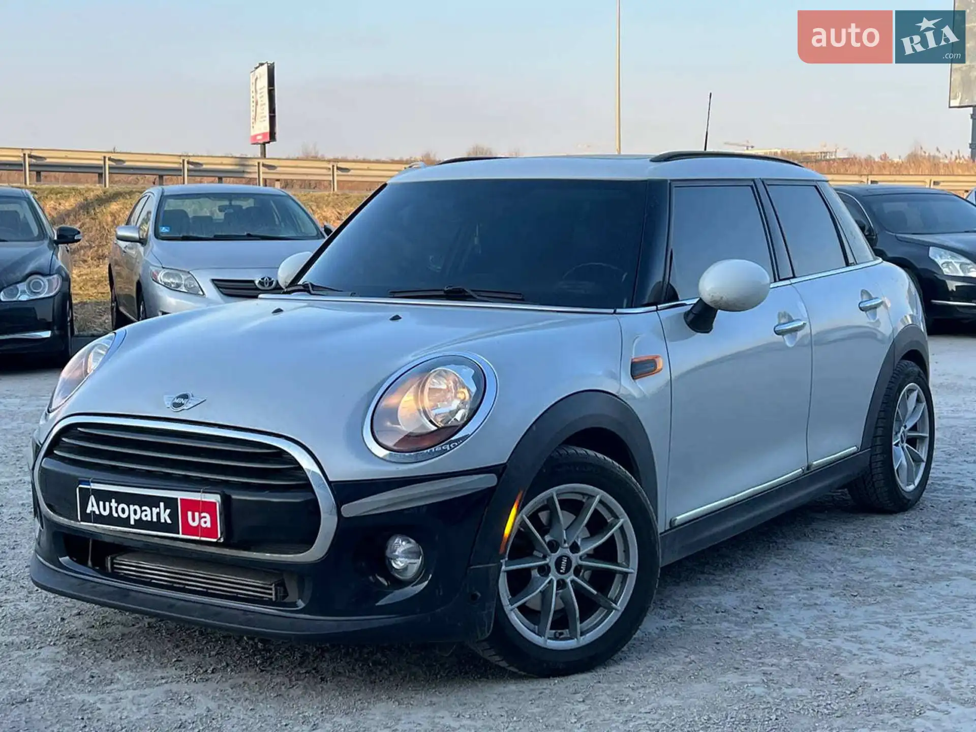 MINI Cooper, 2015