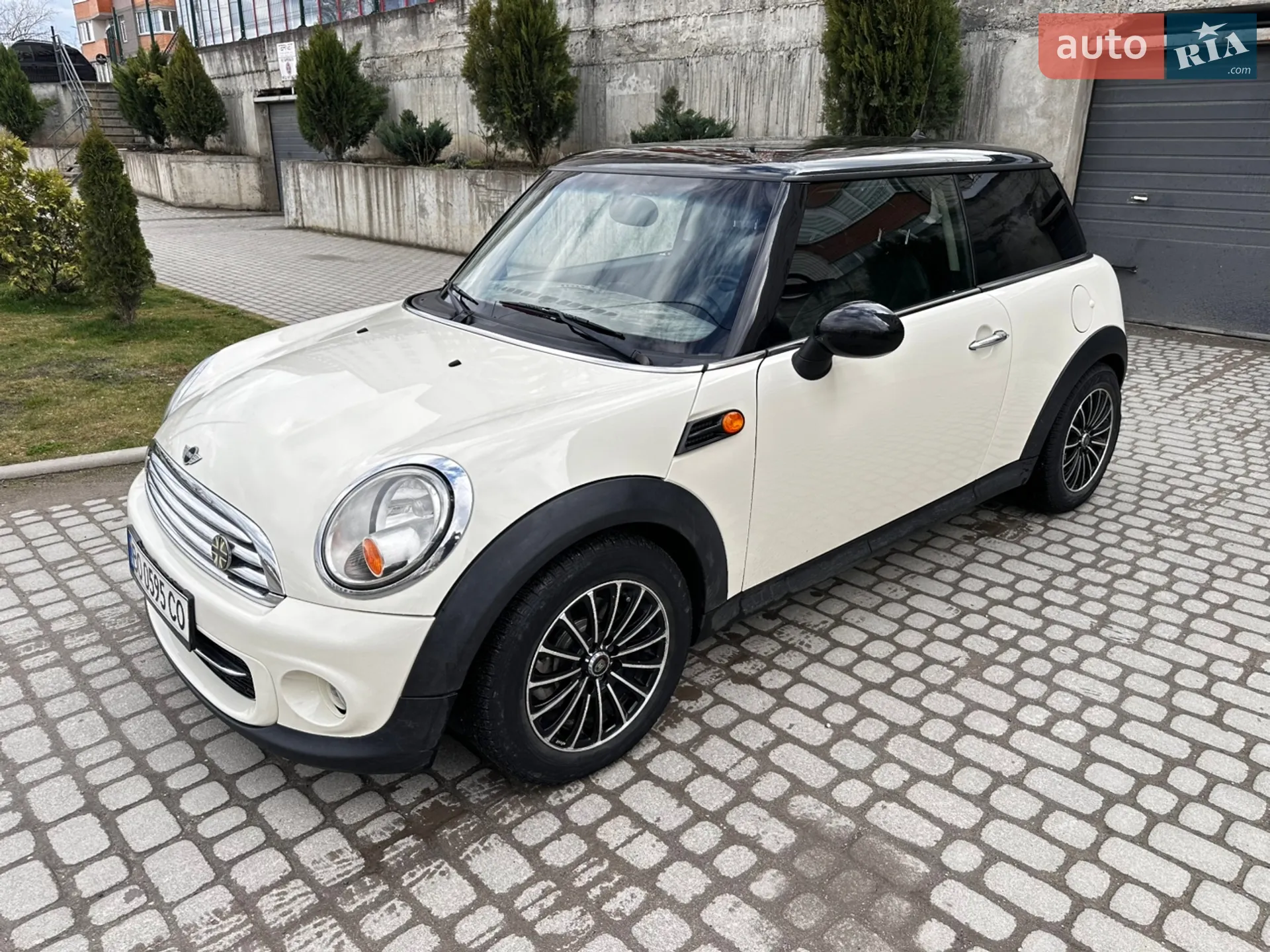 MINI Cooper, 2012