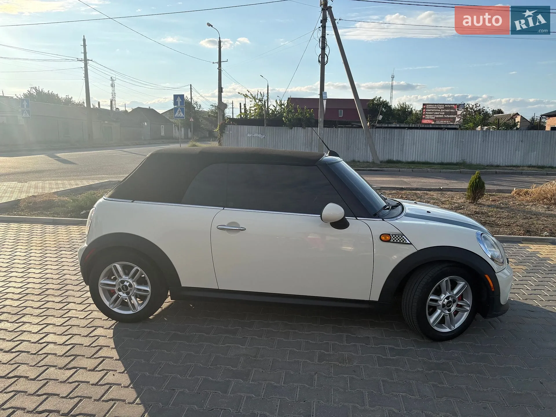 MINI Cooper, 2011