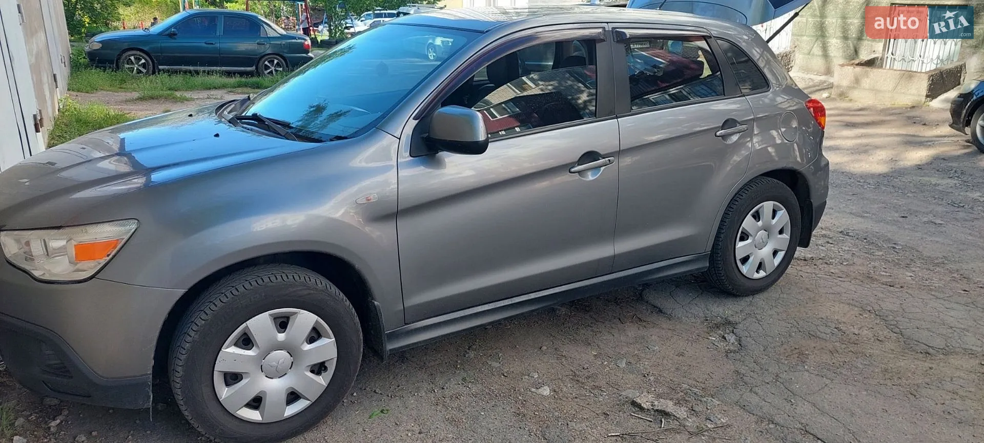 Mitsubishi ASX, 2011