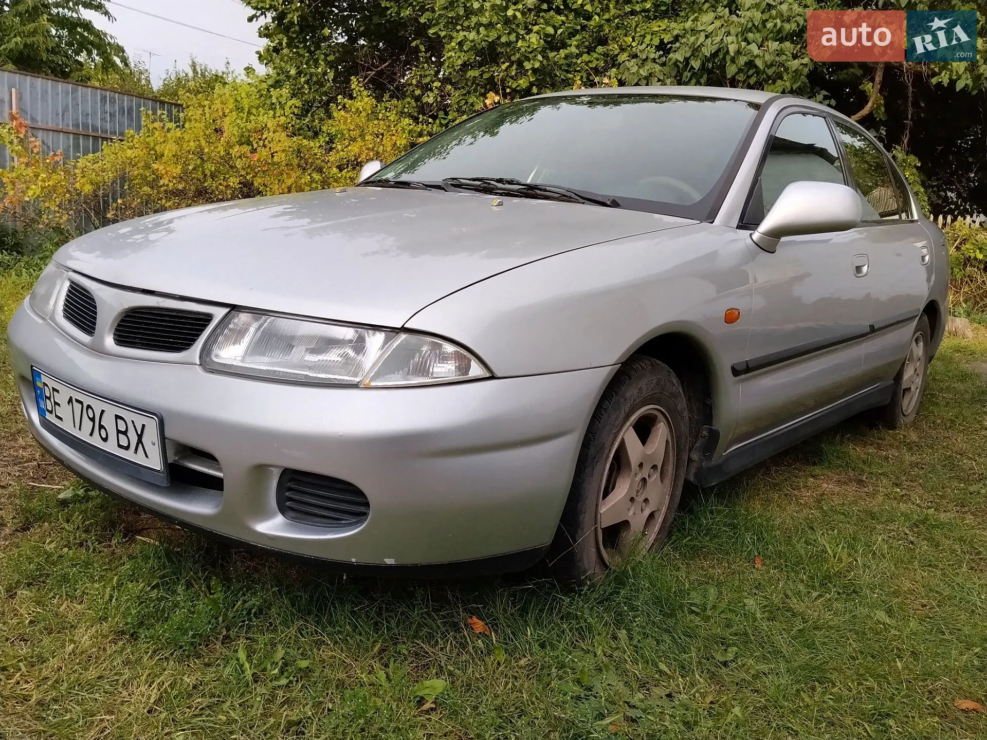 Mitsubishi Carisma, 1998