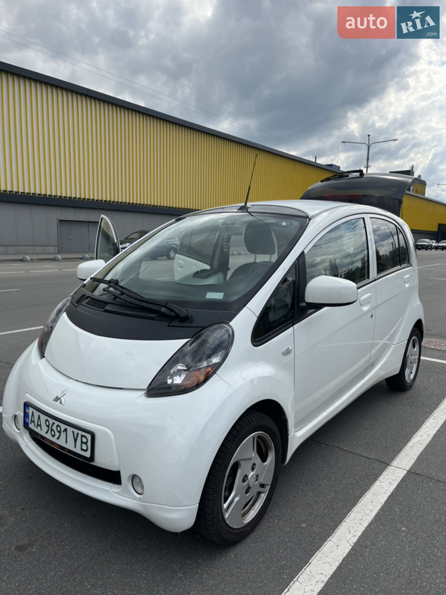Mitsubishi i-MiEV, 2010