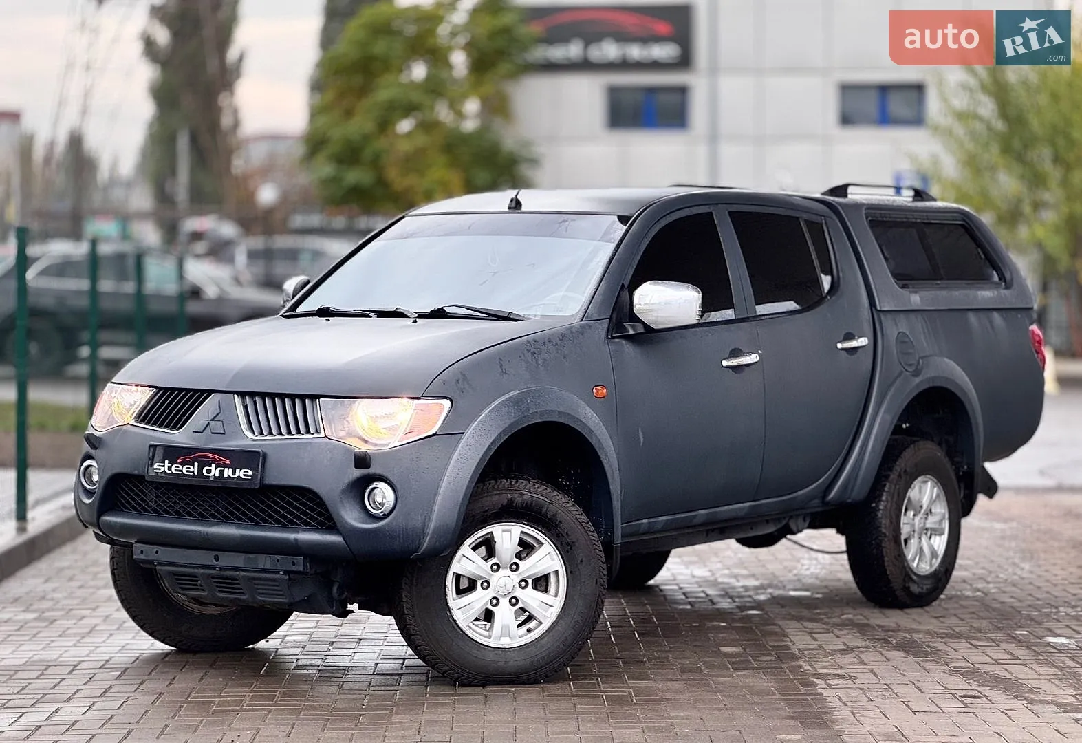 Mitsubishi L 200, 2011