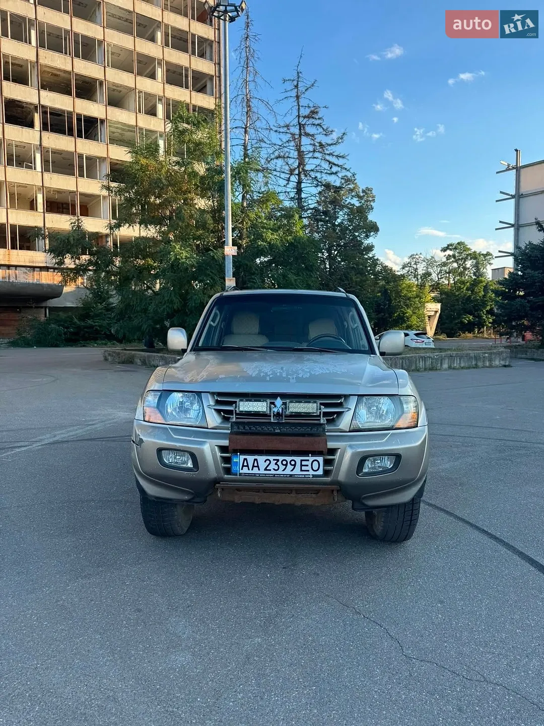 Mitsubishi Montero, 2002