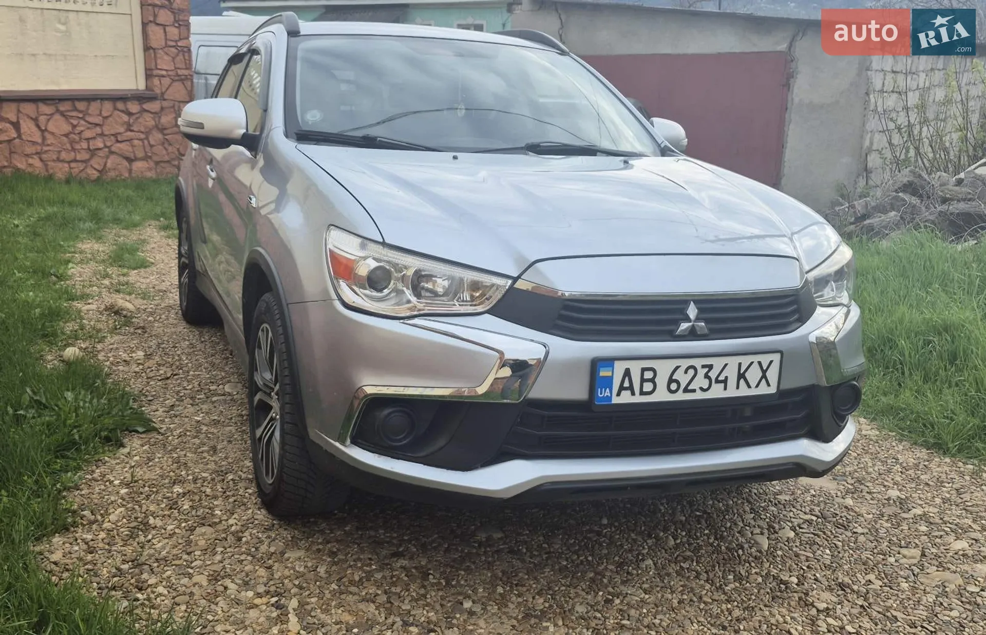 Mitsubishi Outlander Sport, 2016