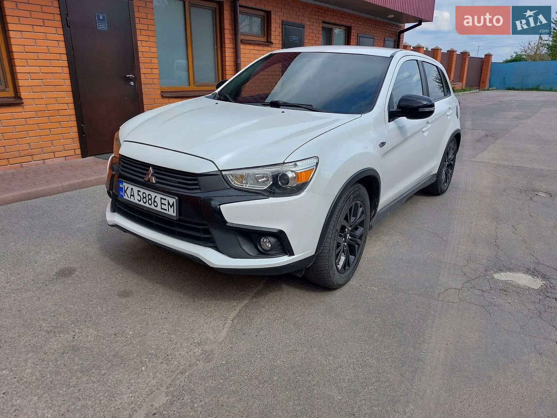 Mitsubishi Outlander Sport, 2017