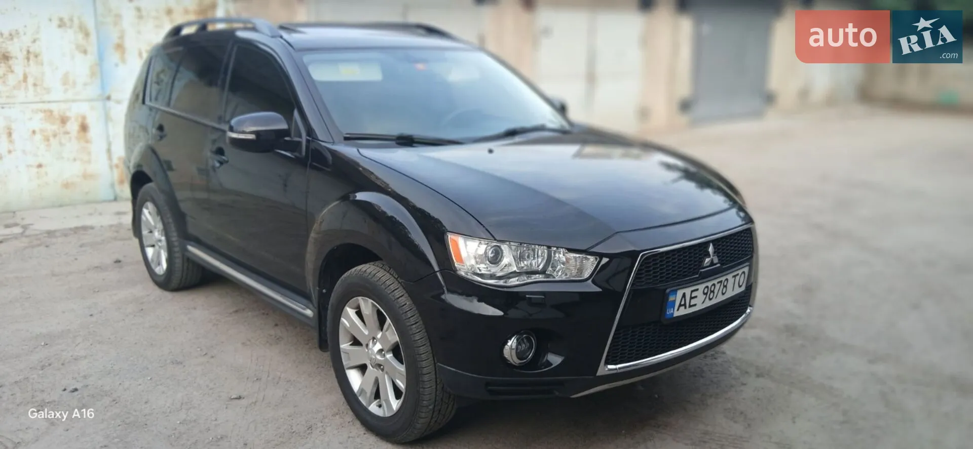 Mitsubishi Outlander XL, 2011