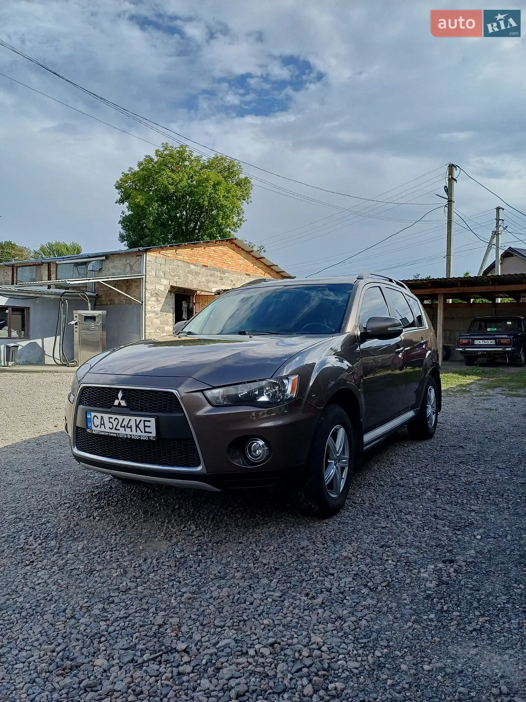 Mitsubishi Outlander XL, 2011