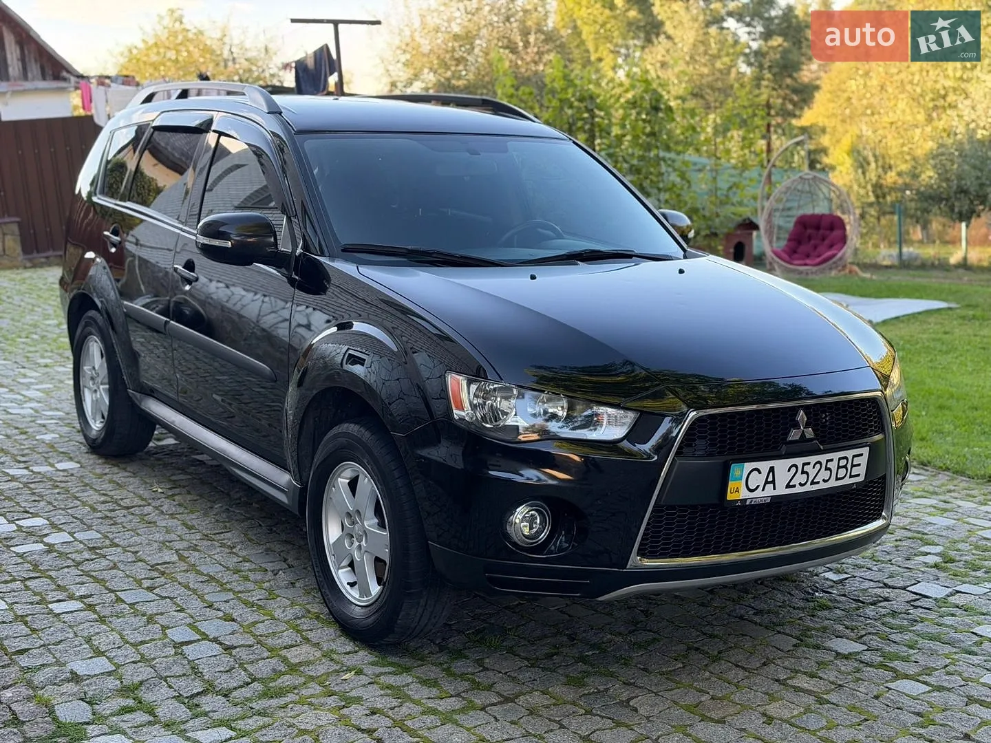 Mitsubishi Outlander XL, 2011