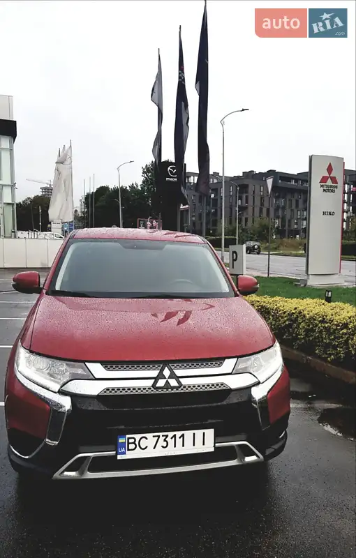 Mitsubishi Outlander, 2018