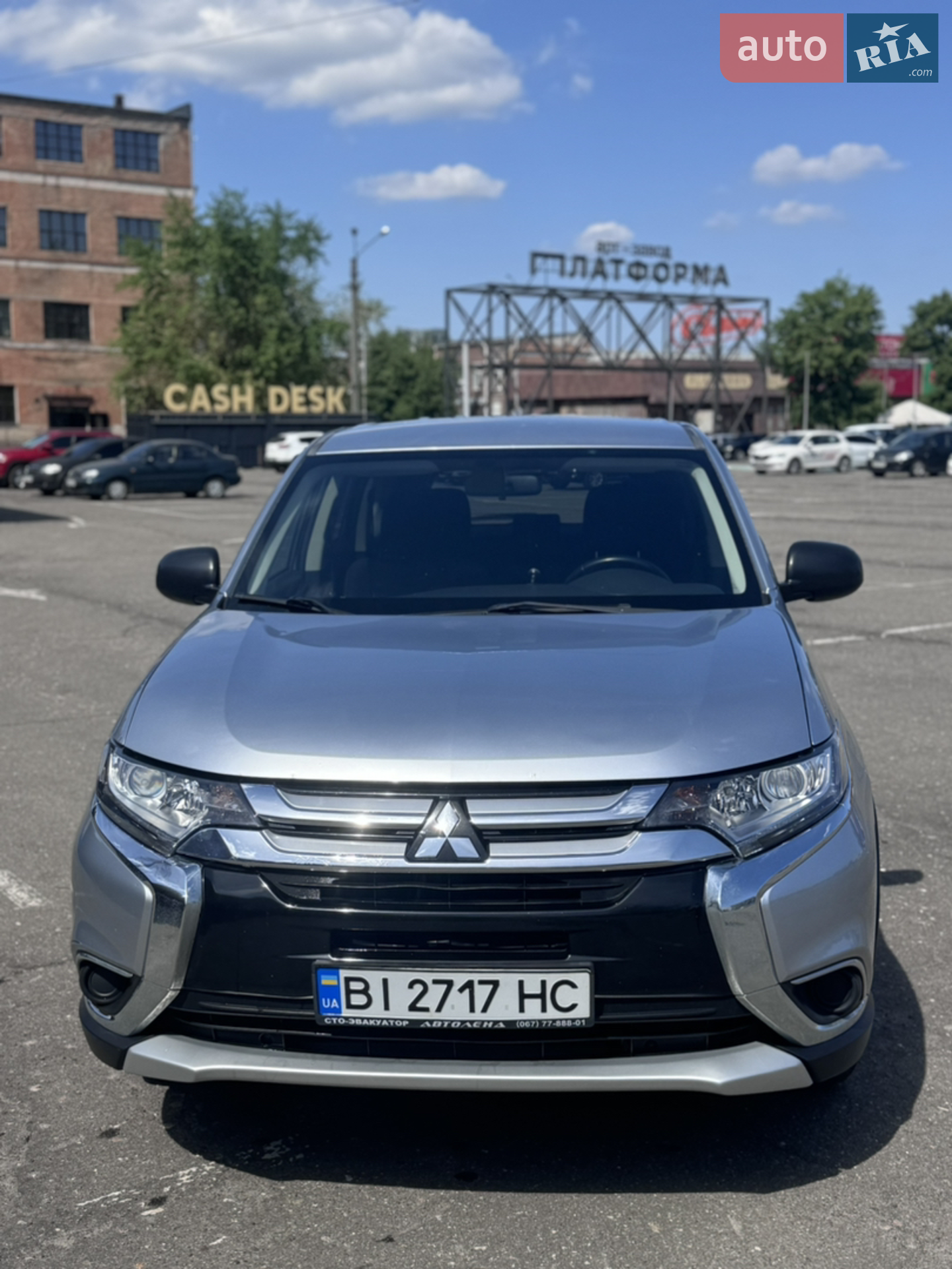 Mitsubishi Outlander, 2016