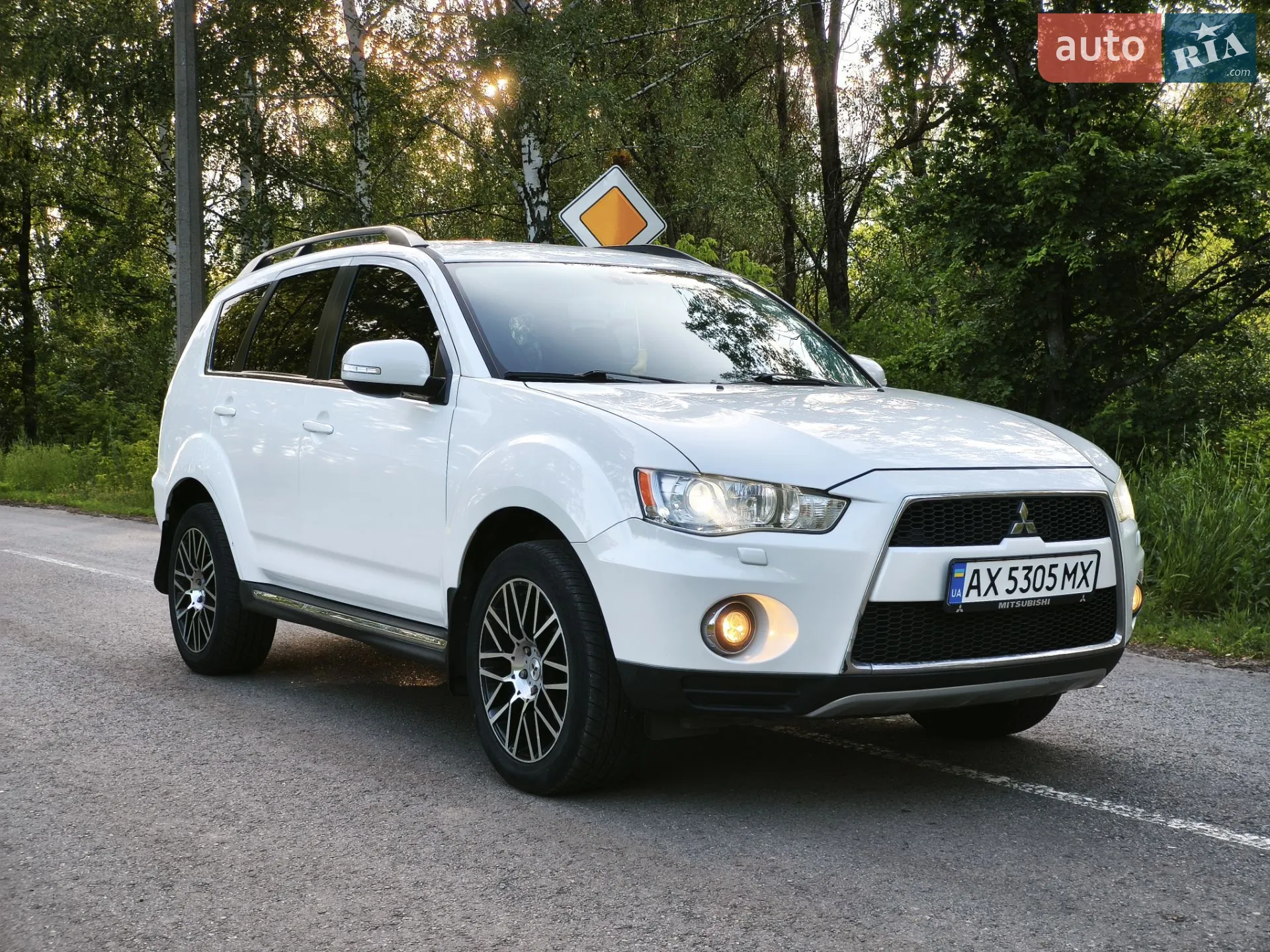 Mitsubishi Outlander, 2011