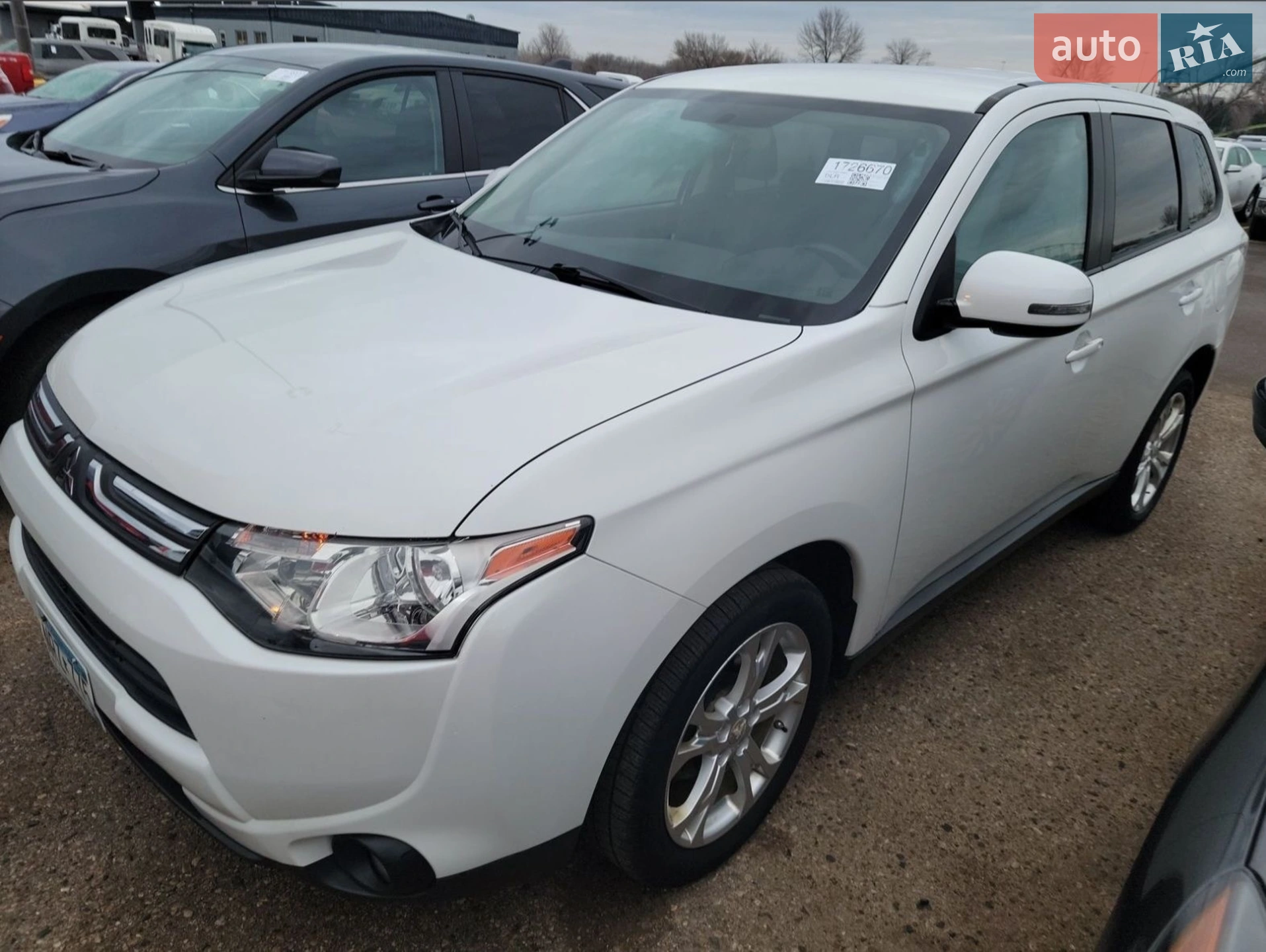 Mitsubishi Outlander, 2014