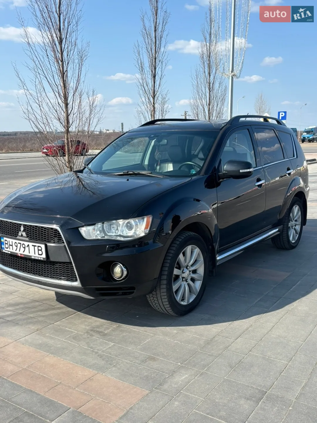Mitsubishi Outlander, 2011