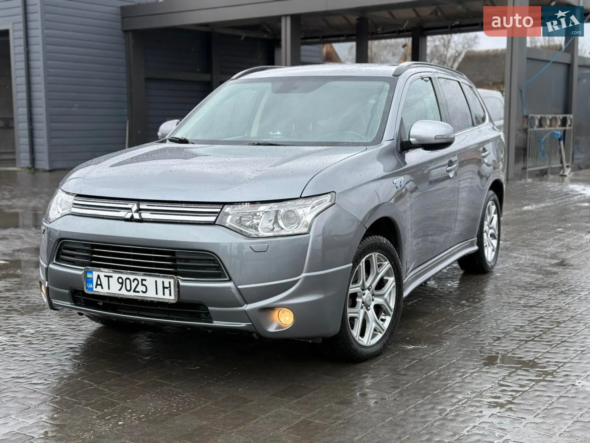 Mitsubishi Outlander, 2013