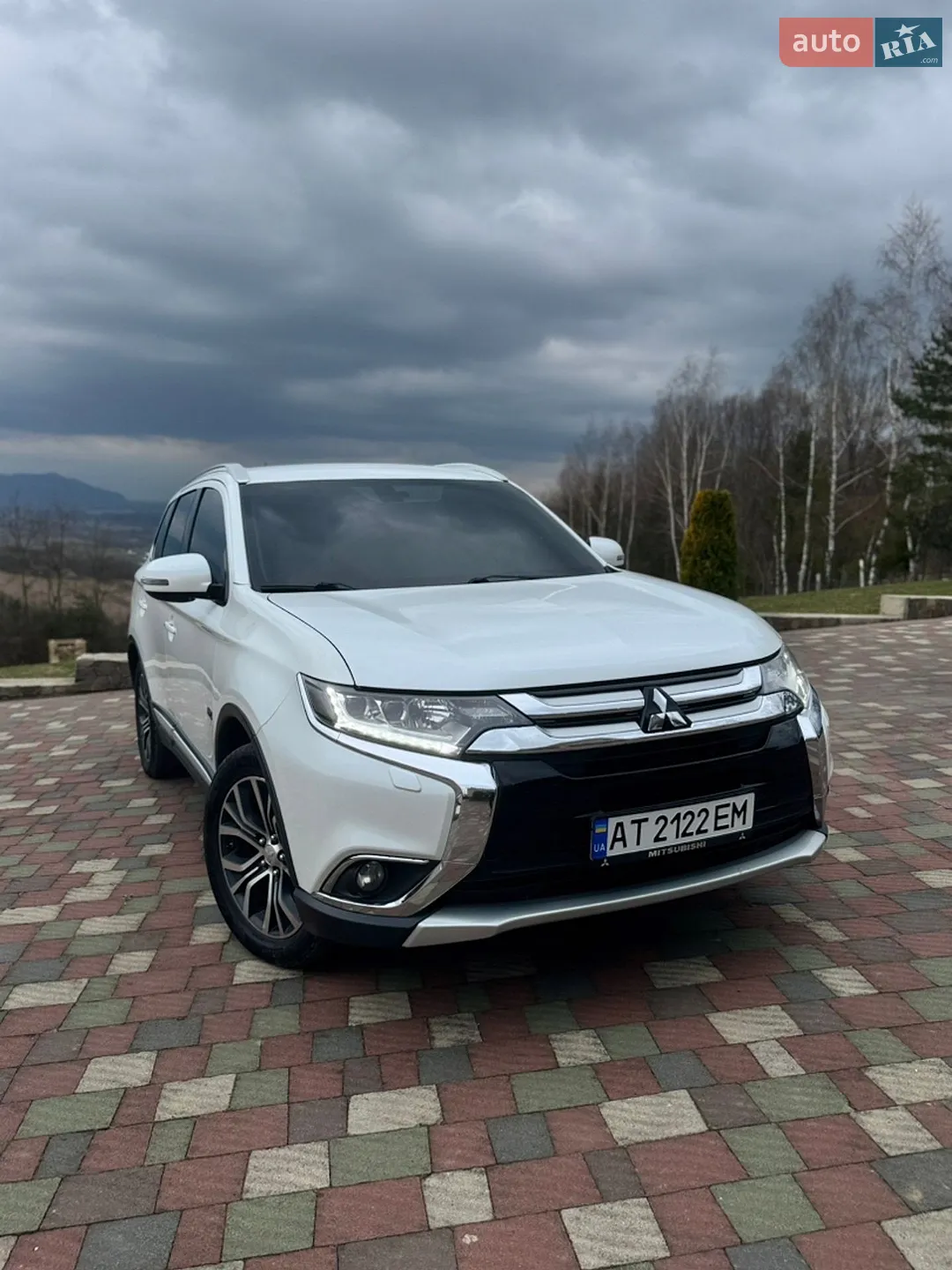 Mitsubishi Outlander, 2015