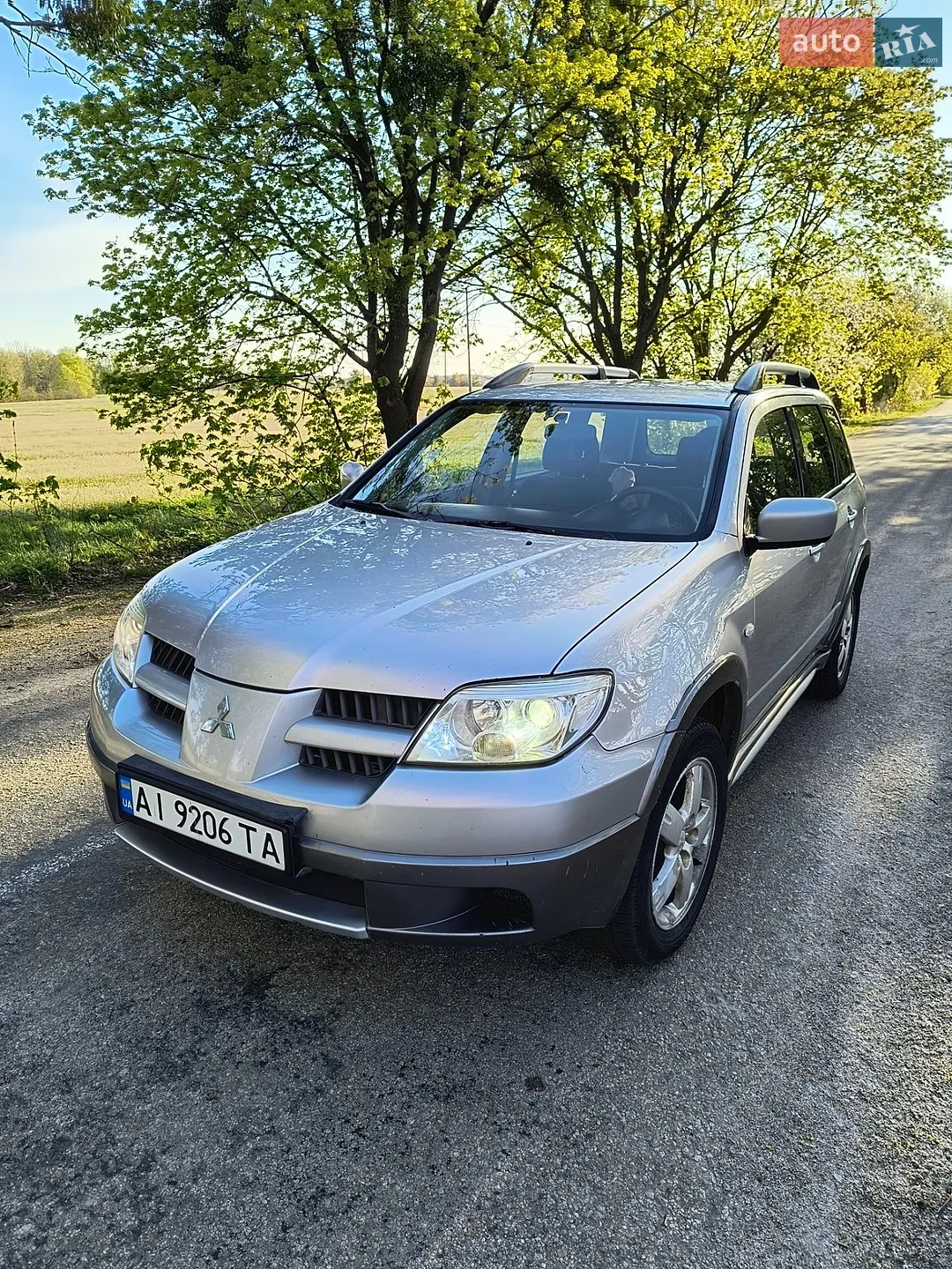 Mitsubishi Outlander, 2004
