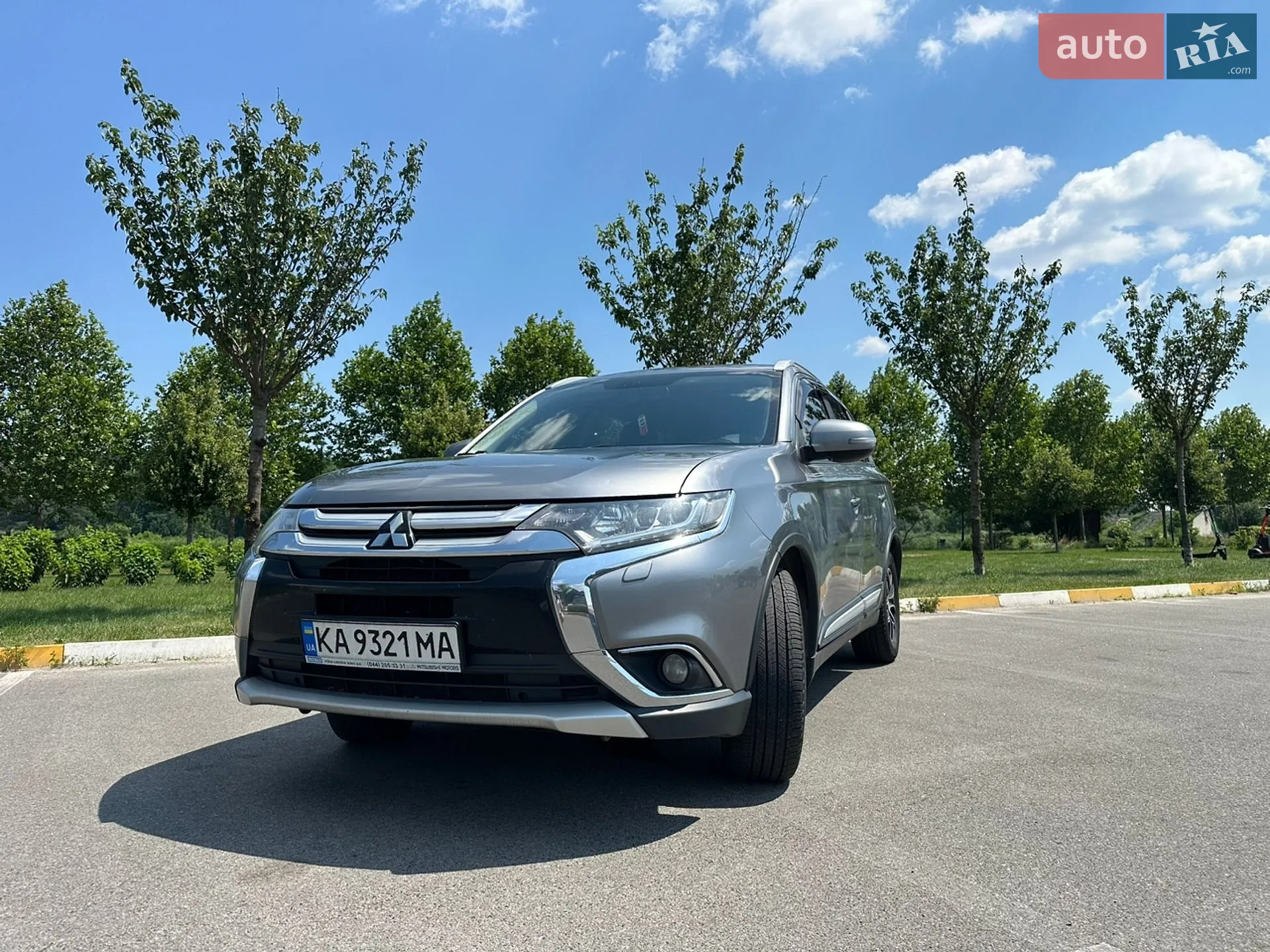 Mitsubishi Outlander, 2016