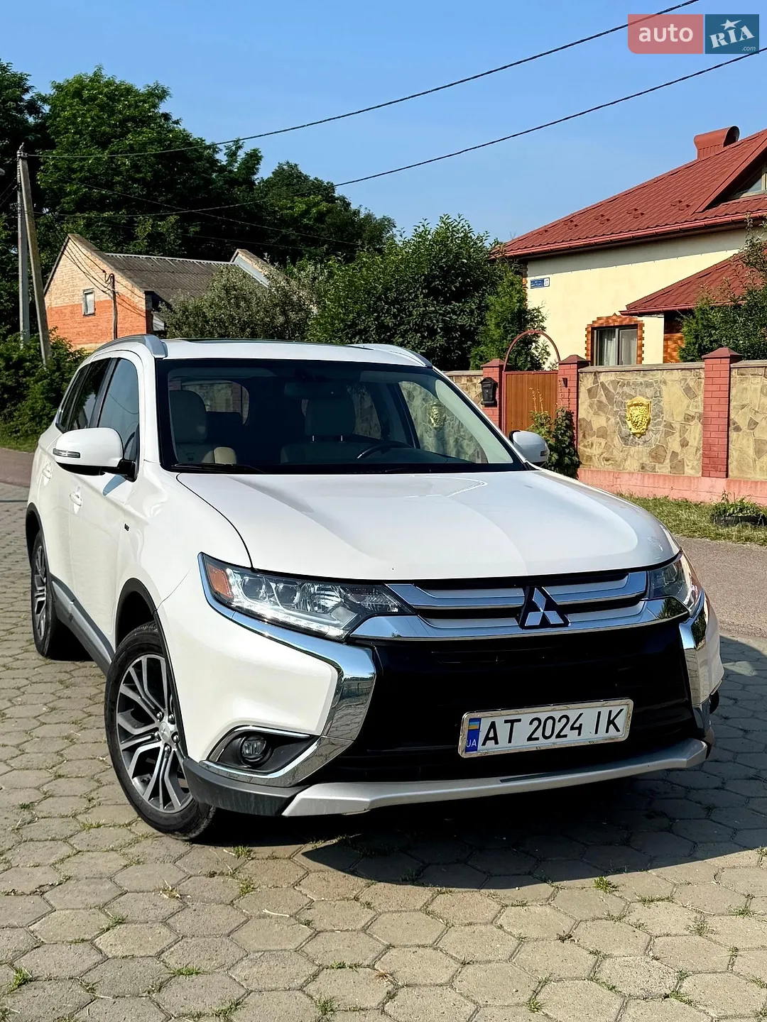Mitsubishi Outlander, 2016