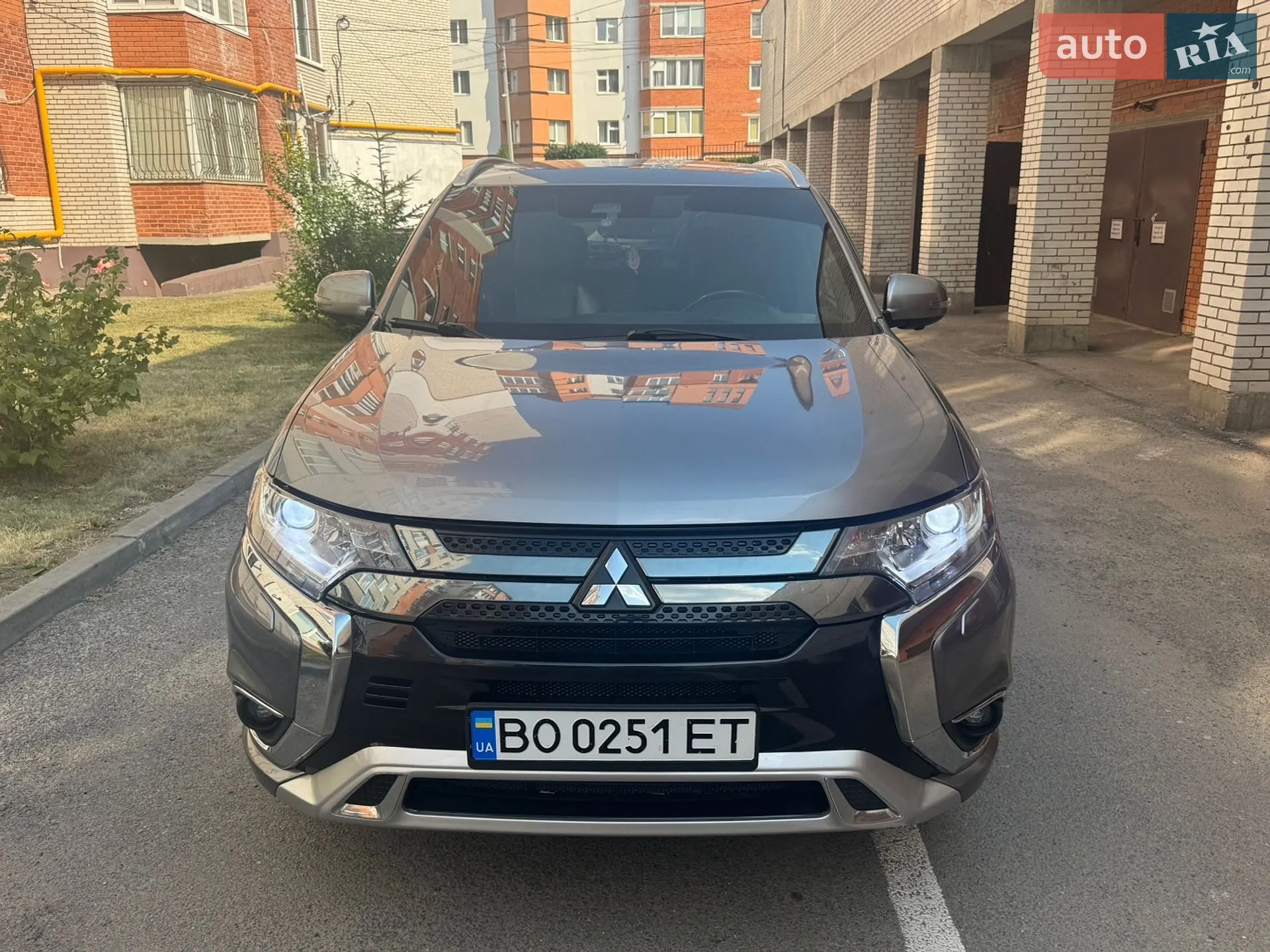 Mitsubishi Outlander, 2021