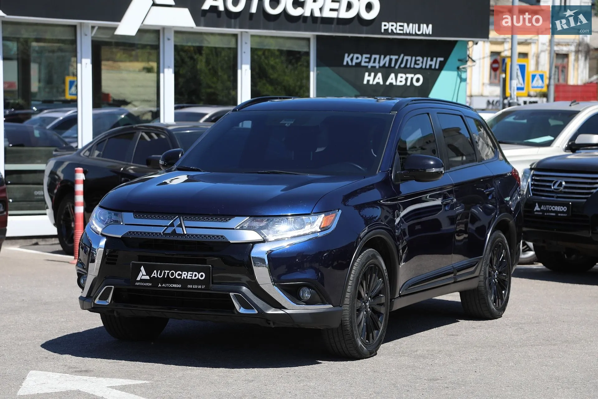 Mitsubishi Outlander, 2020