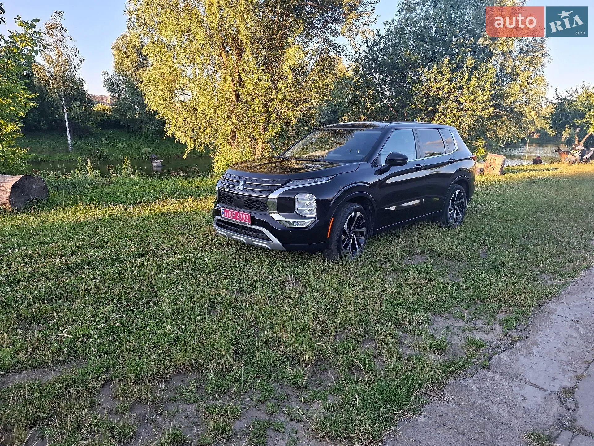 Mitsubishi Outlander, 2023