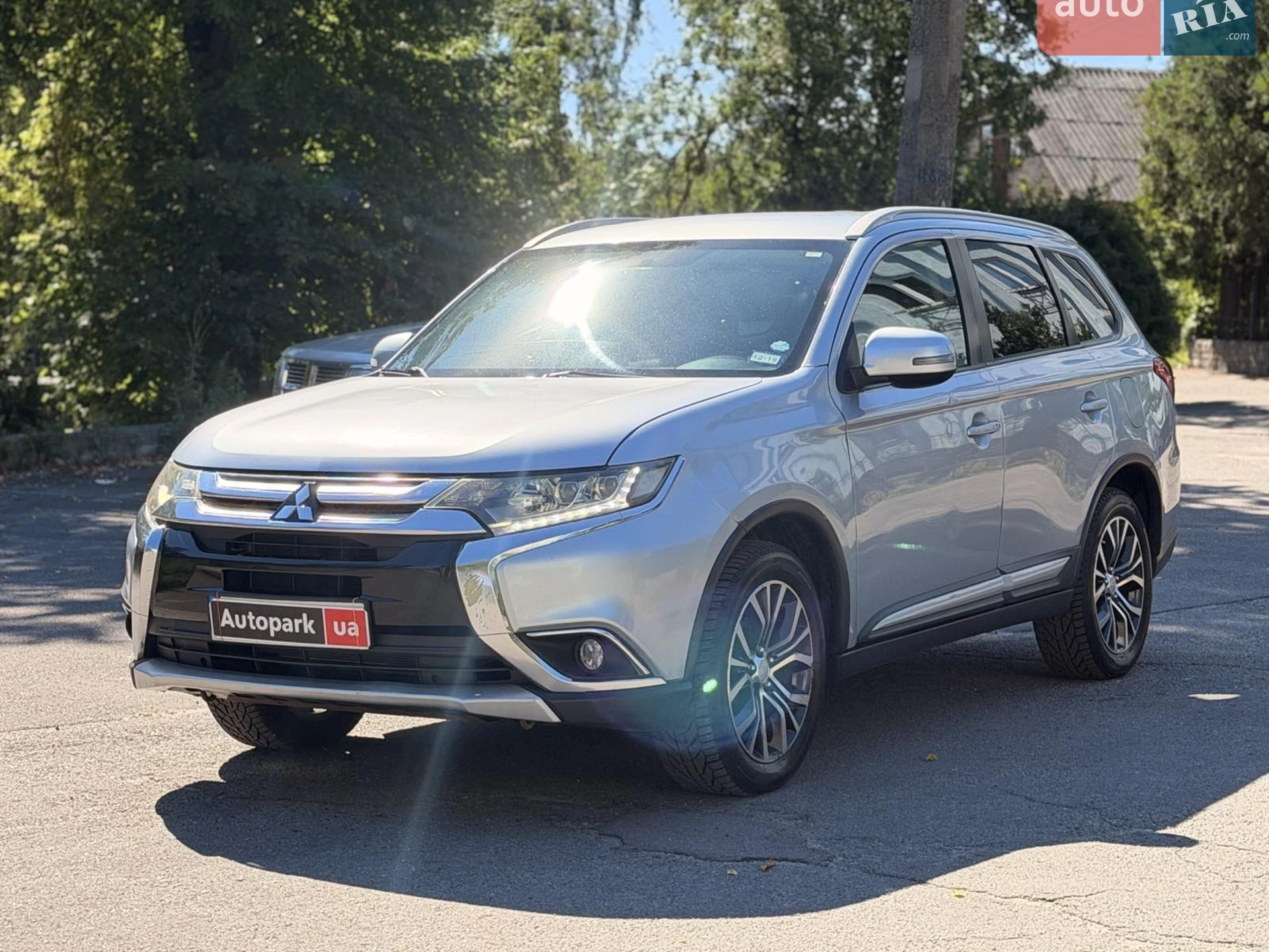 Mitsubishi Outlander, 2015