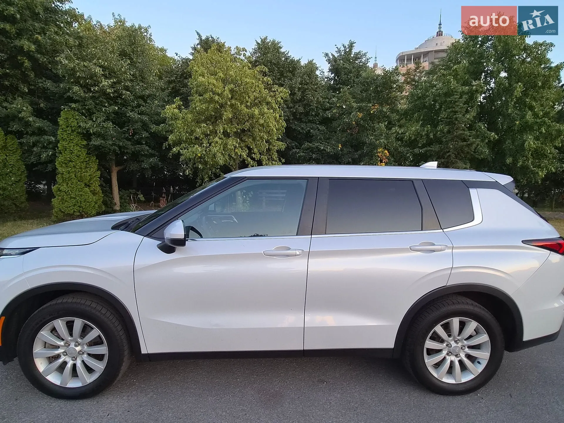 Mitsubishi Outlander, 2022
