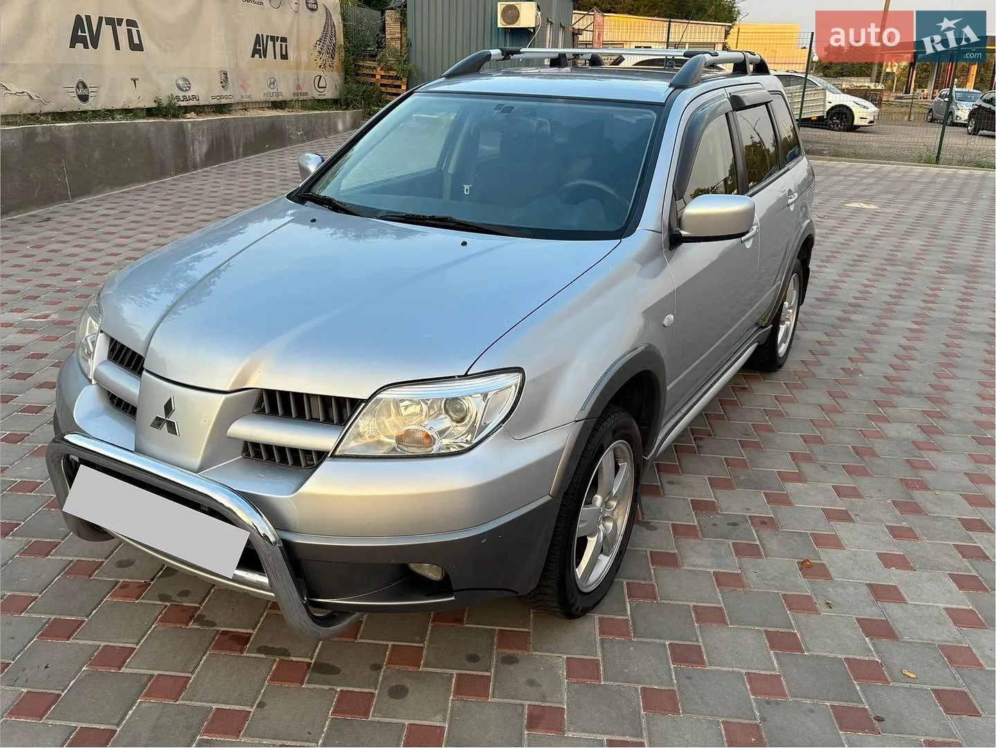 Mitsubishi Outlander, 2004
