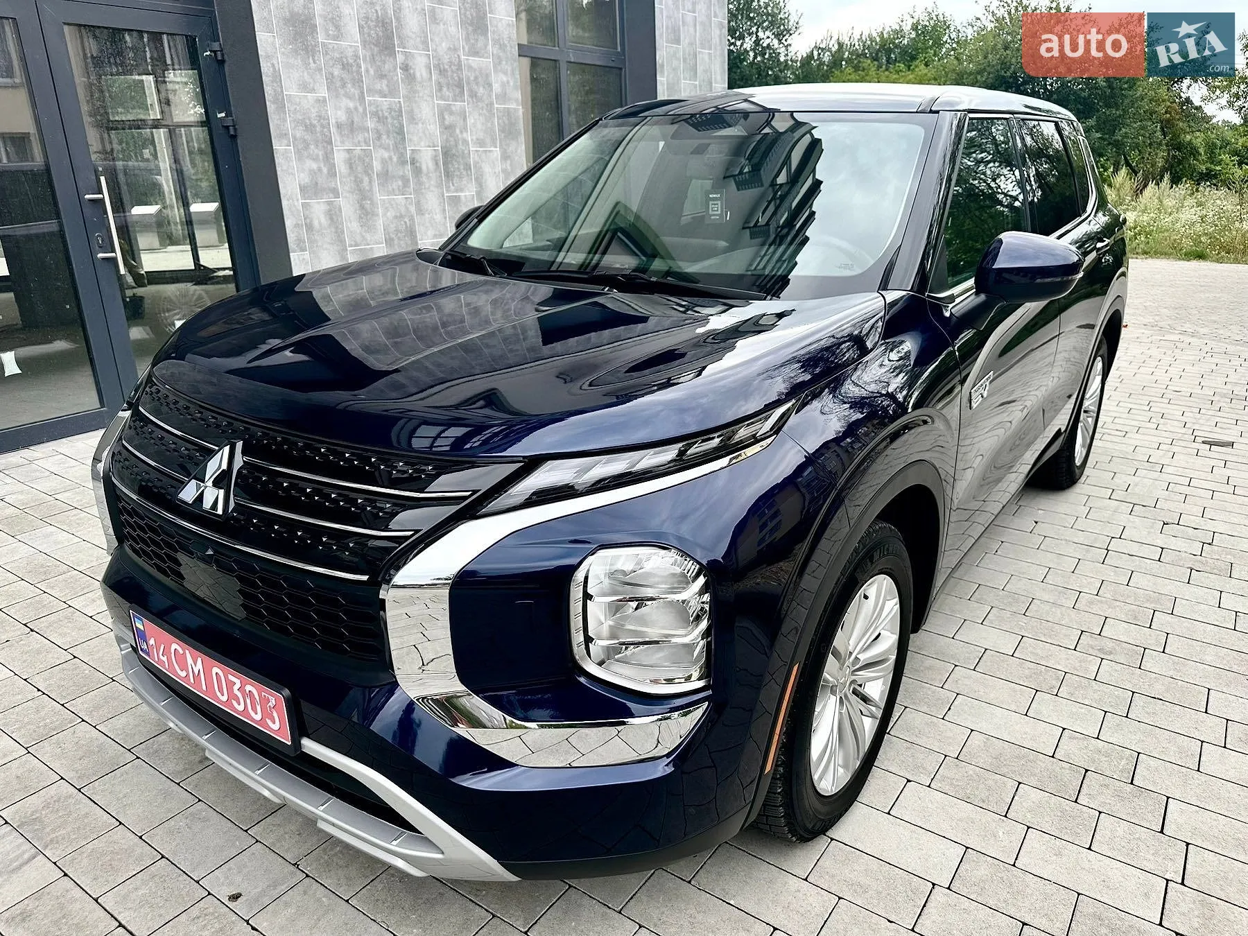 Mitsubishi Outlander, 2024