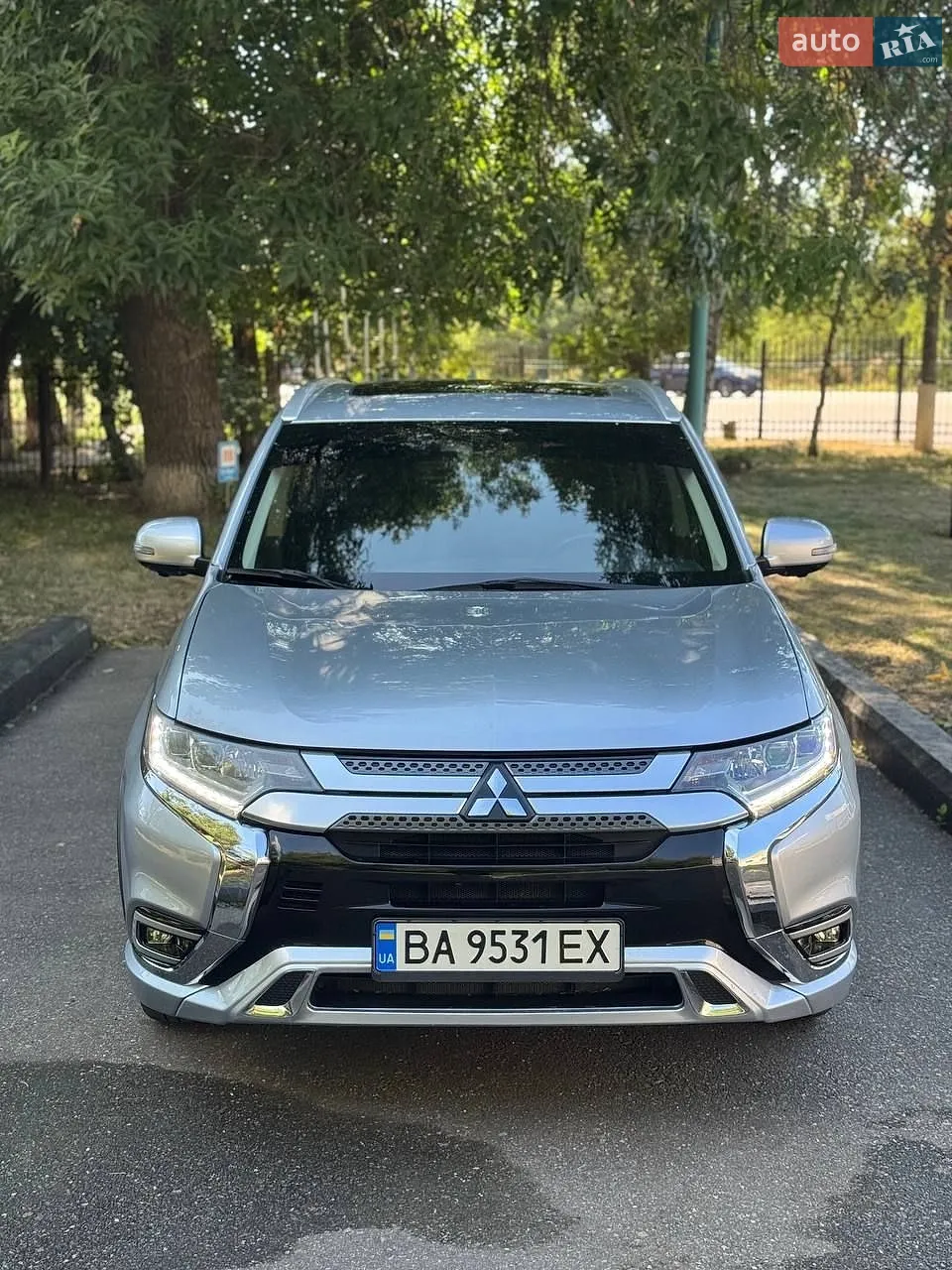 Mitsubishi Outlander, 2016