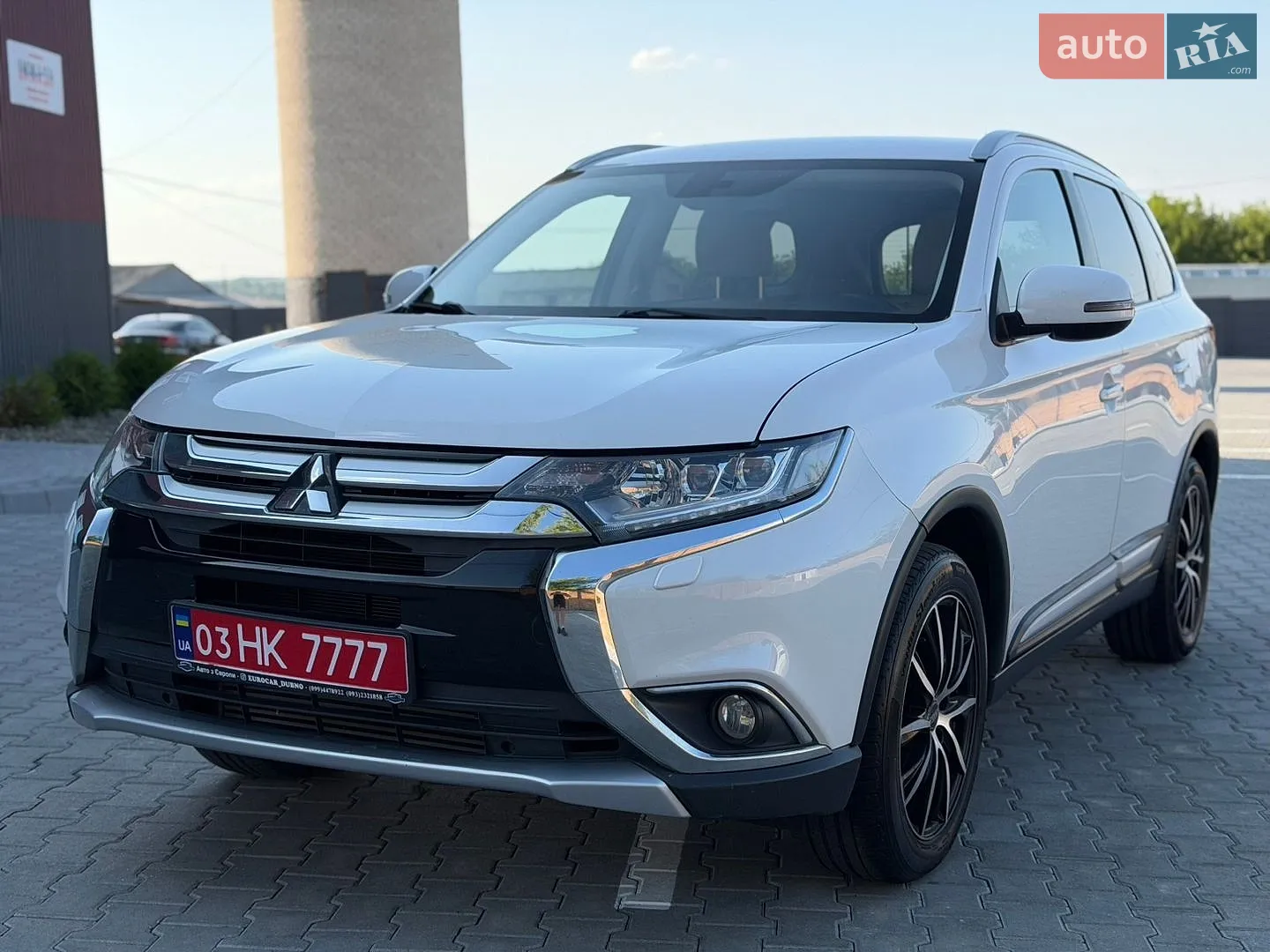 Mitsubishi Outlander, 2016